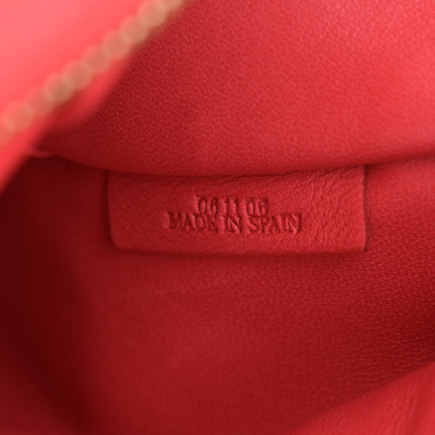 Calfskin Amazona 36 Red