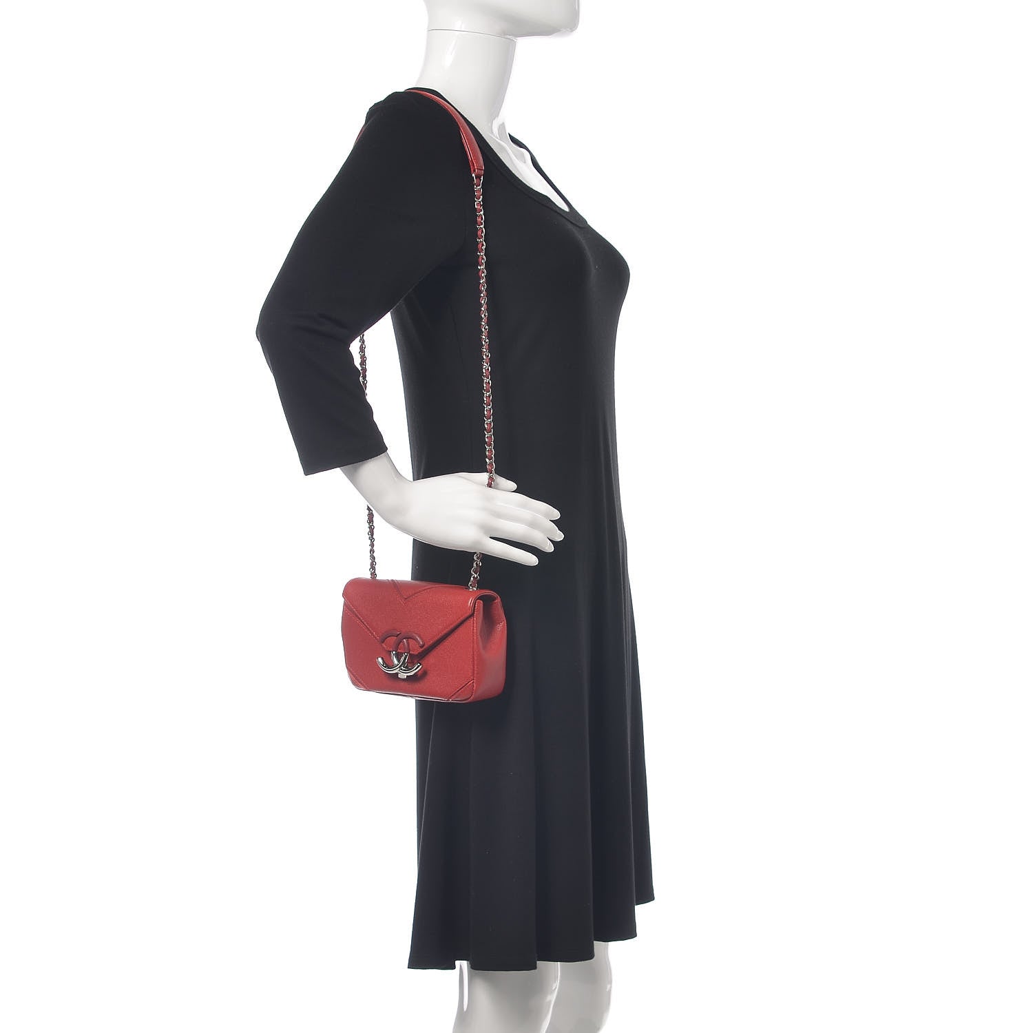 Chanel Caviar Macro Chevron Small Single Flap Red 2 of 9