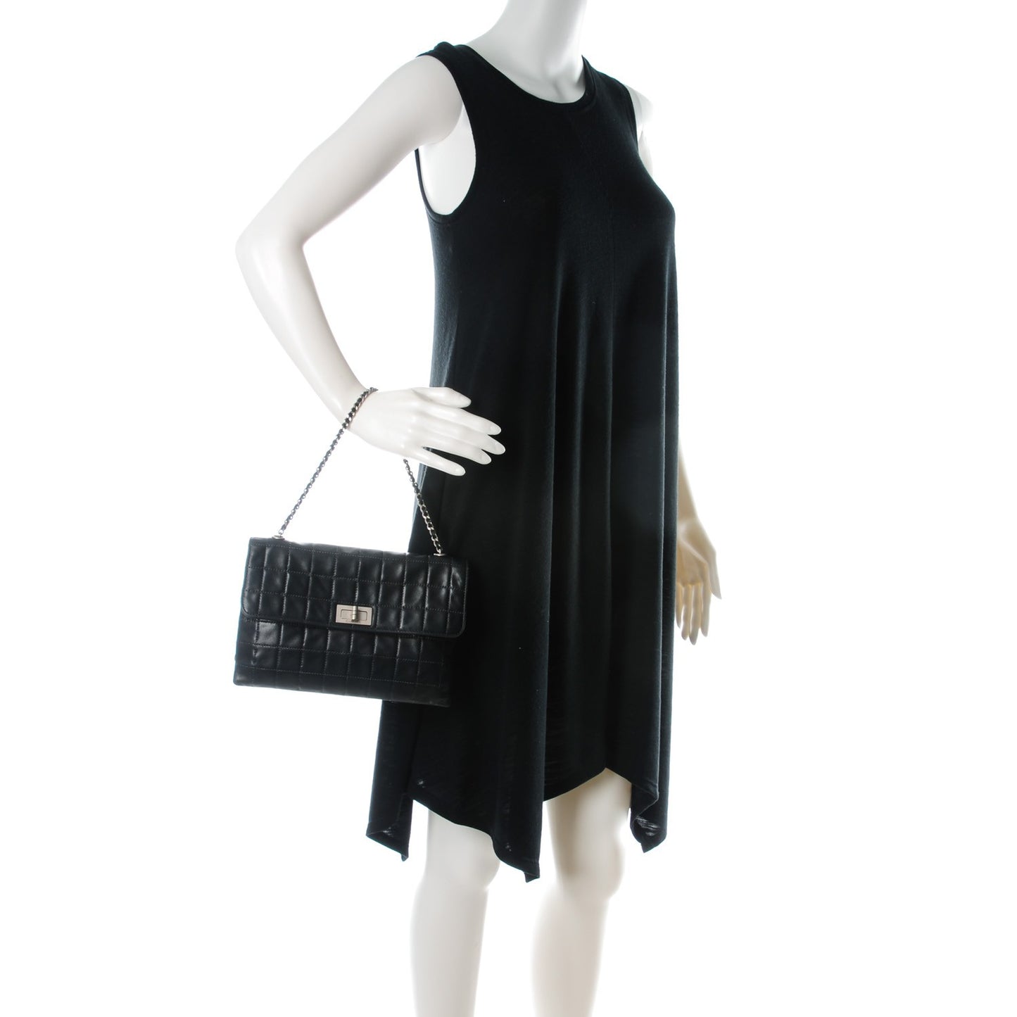 Lambskin Square Stitched Flap Black