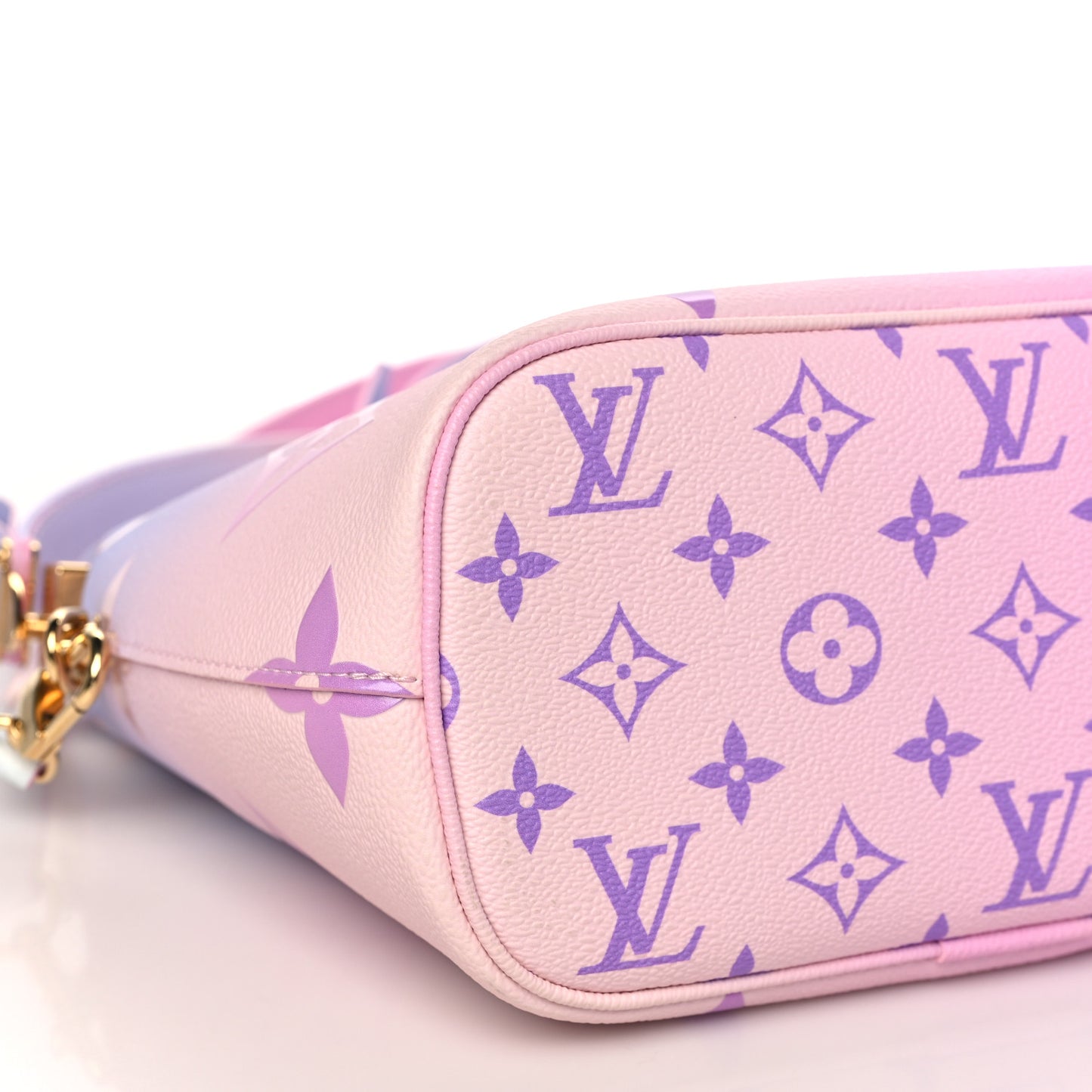Monogram Giant Spring In The City Marshmallow Hobo PM Sunrise Pastel