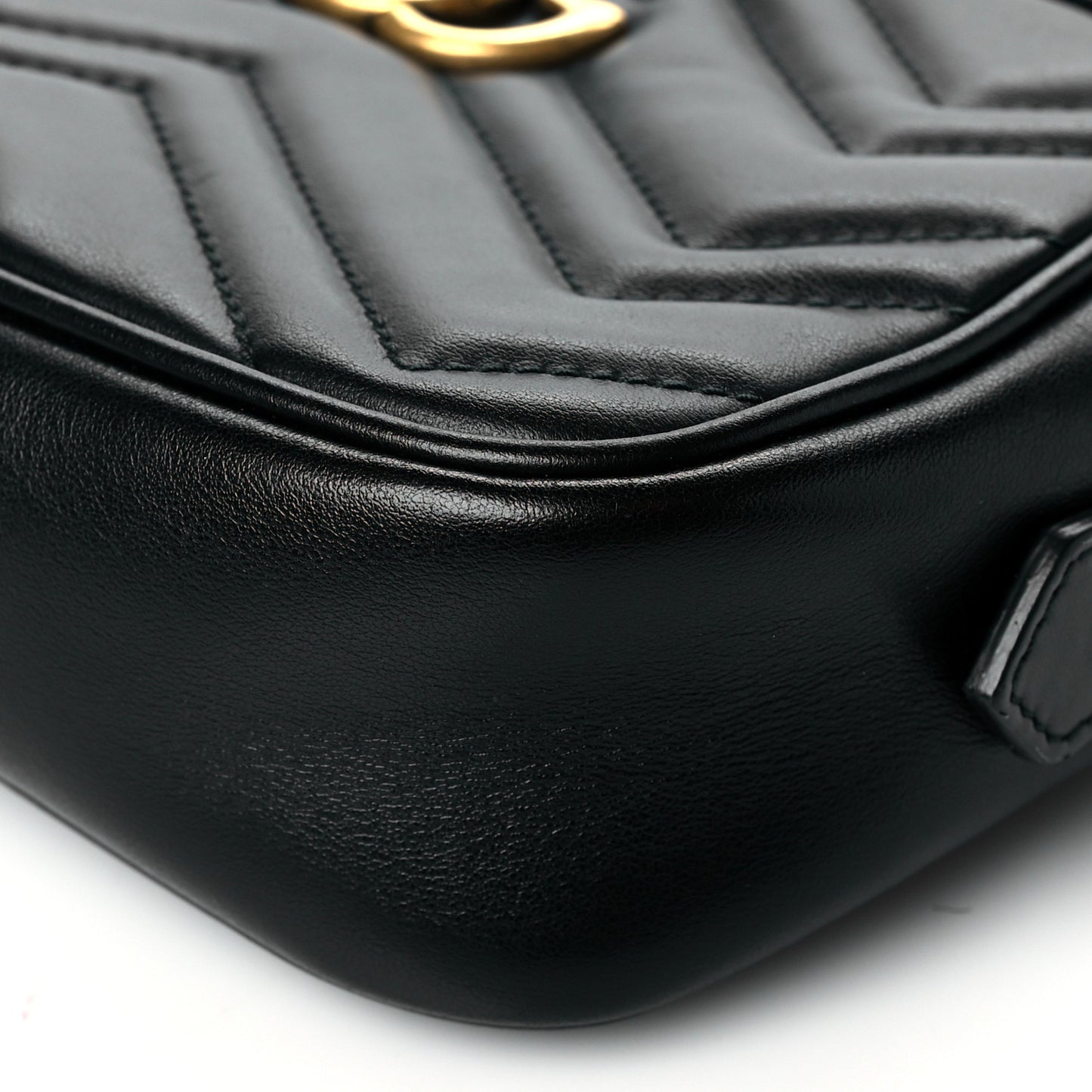 Calfskin Matelasse Mini GG Marmont Chain Shoulder Bag Black