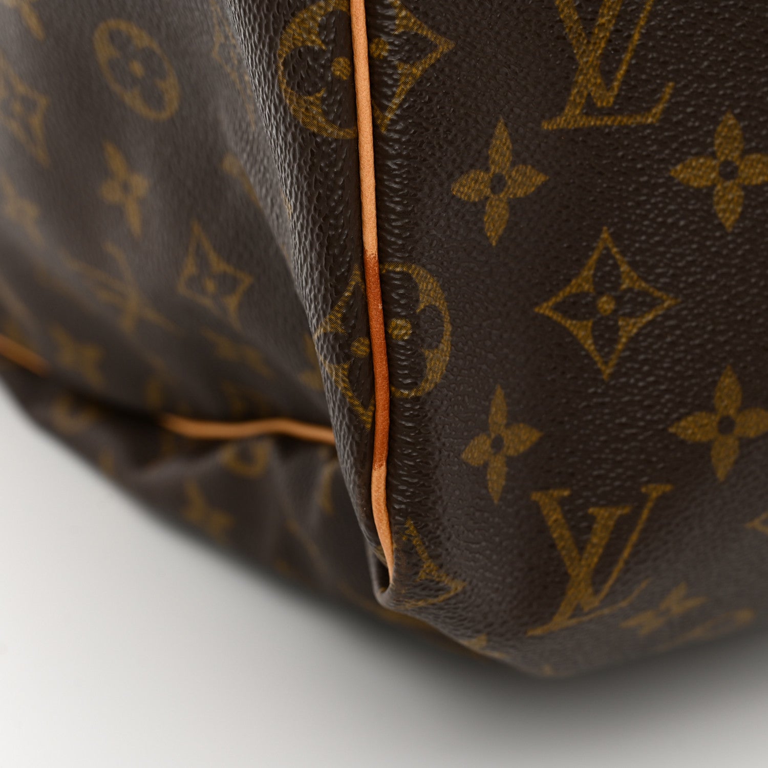 Louis Vuitton Monogram Keepall 55 15 of 20