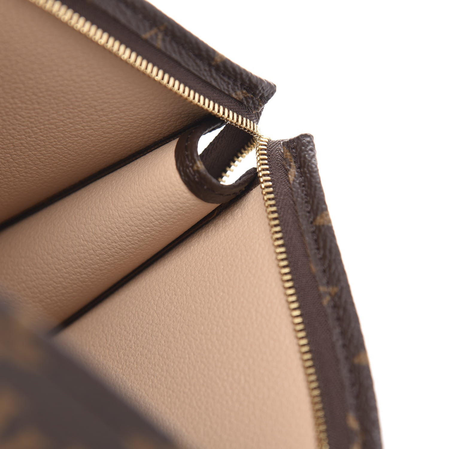 Louis Vuitton Monogram Toiletry Pouch 26 6 of 9