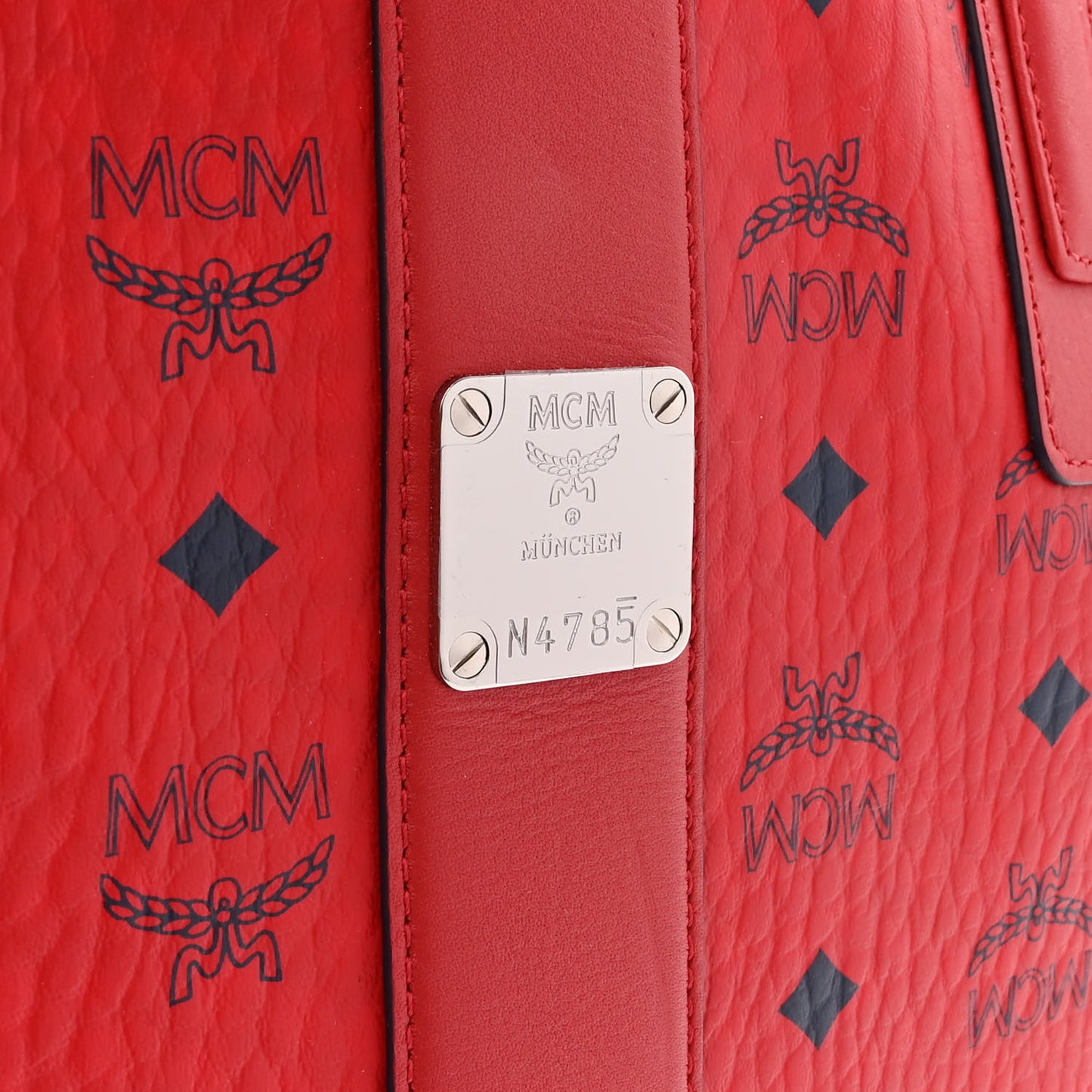 Visetos Large Liz Reversible Shopper Tote Ruby Red