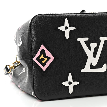 Louis Vuitton Monogram Giant Wild At Heart Neonoe MM Black 6 of 9