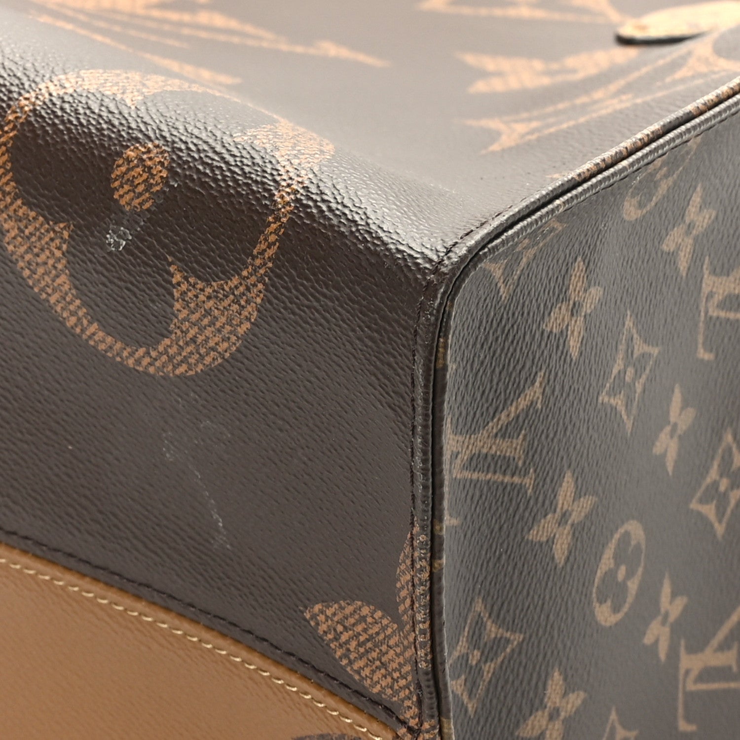 Louis Vuitton Reverse Monogram Giant Onthego GM 9 of 11