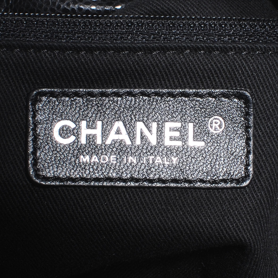 Caviar 31 Drawstring Tote Black