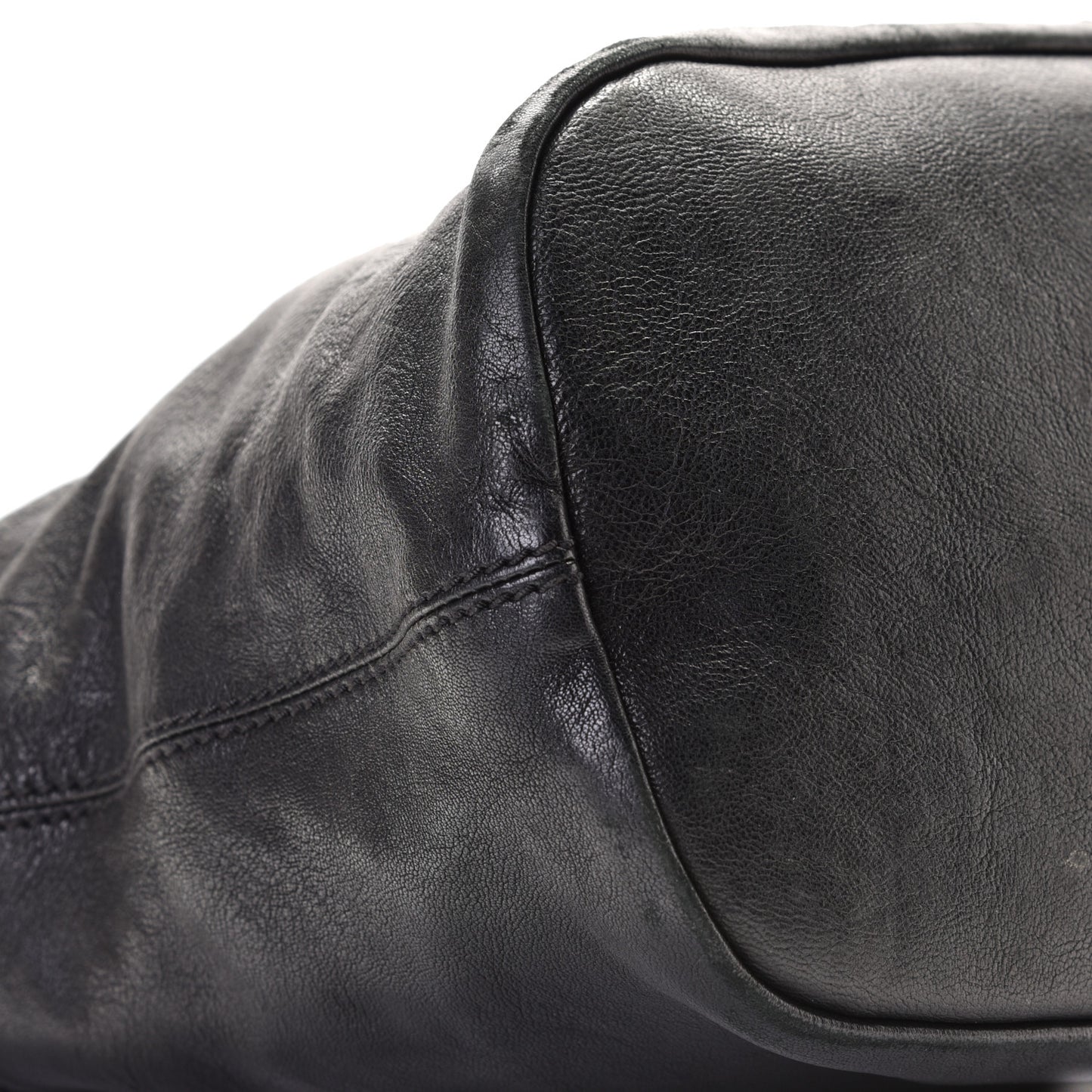 Lambskin North South Nightingale Black