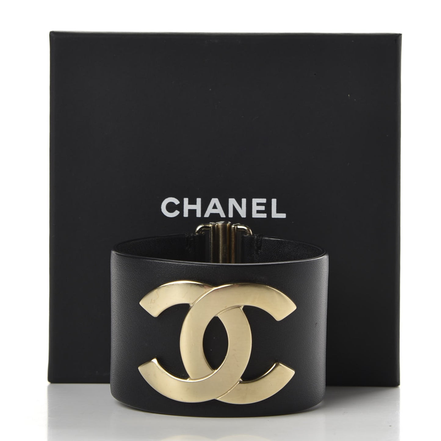 Calfskin CC Wide Cuff M Black