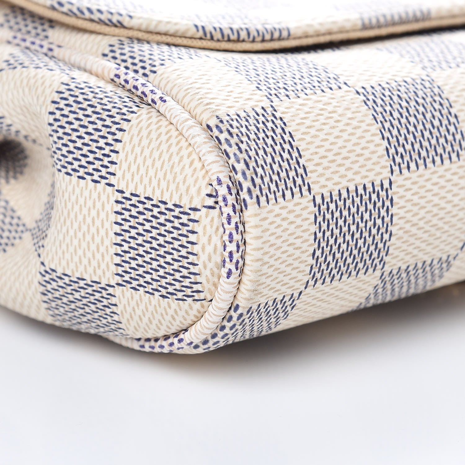 Louis Vuitton Damier Azur Favorite MM 9 of 10