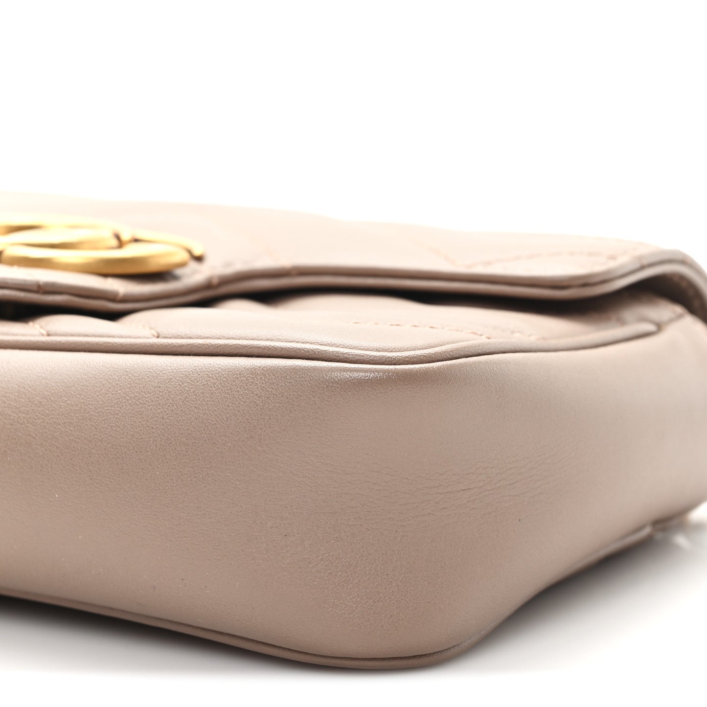 Calfskin Matelasse Super Mini GG Marmont Shoulder Bag Porcelain Rose