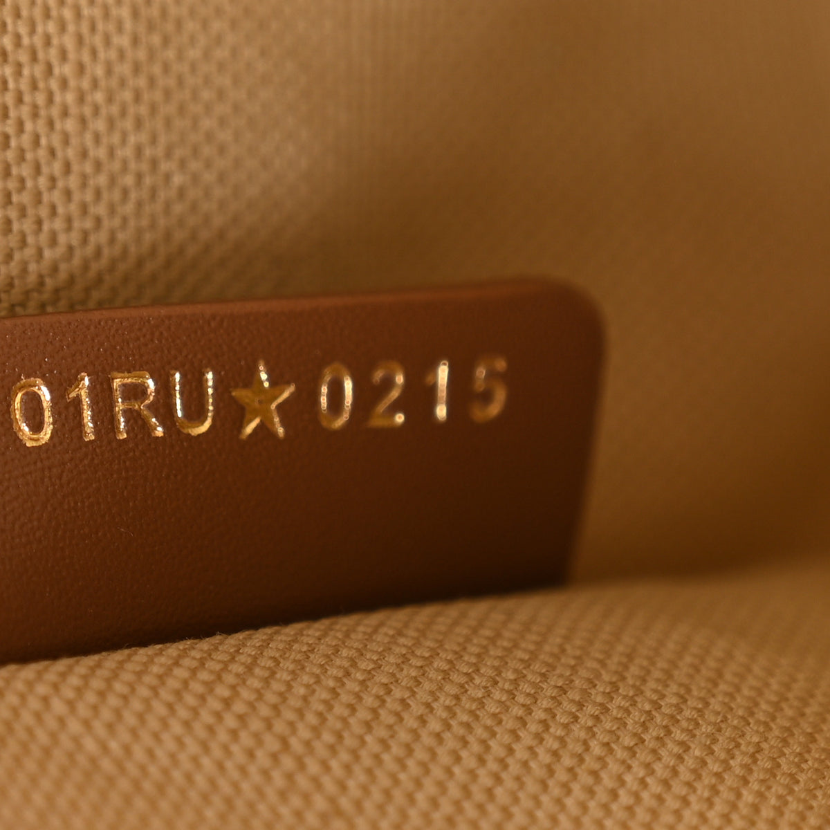 Wicker Calfskin Medium Bobby Flap Golden Saddle