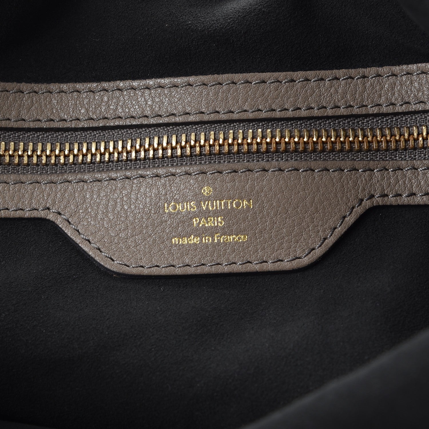 Louis Vuitton Mahina XL Taupe 6 of 13