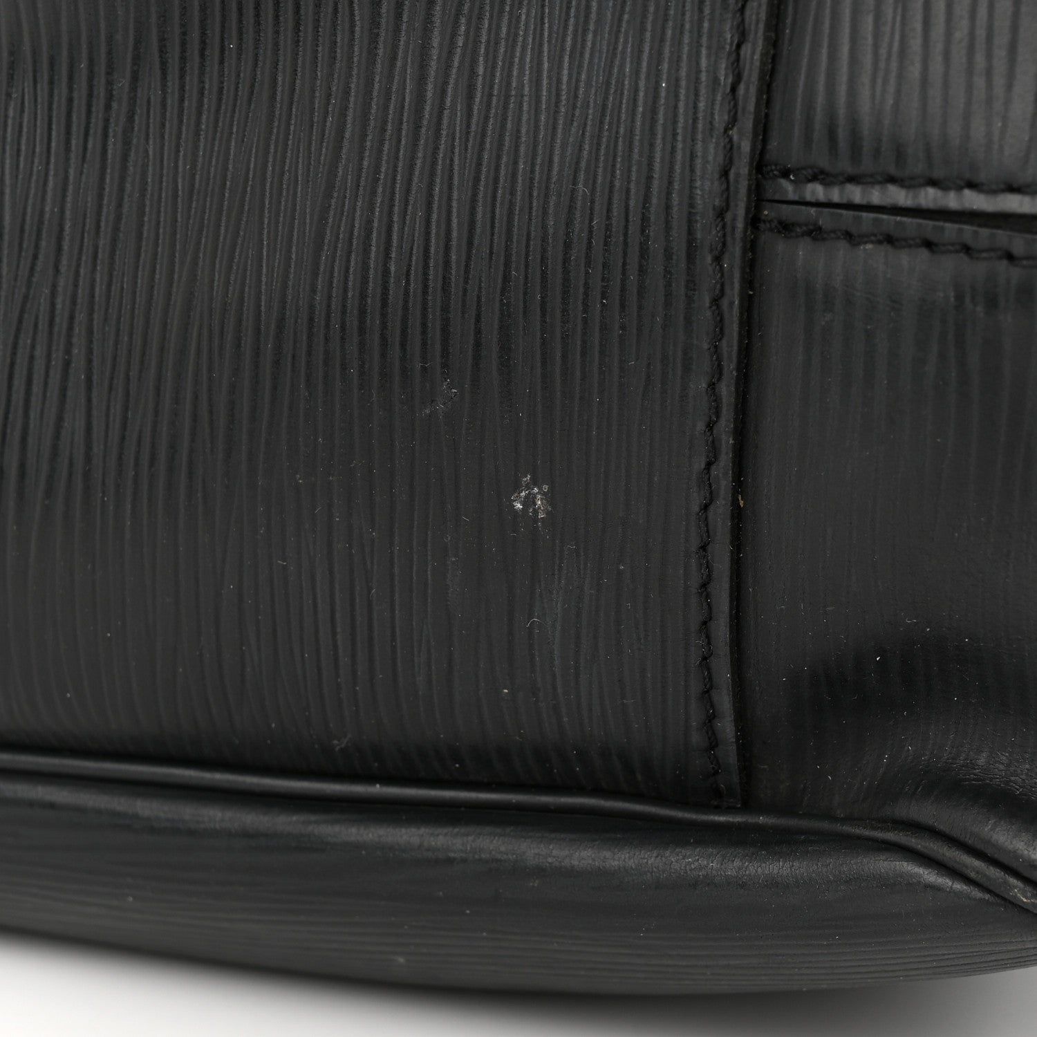 Louis Vuitton Epi Passy GM Black 11 of 12