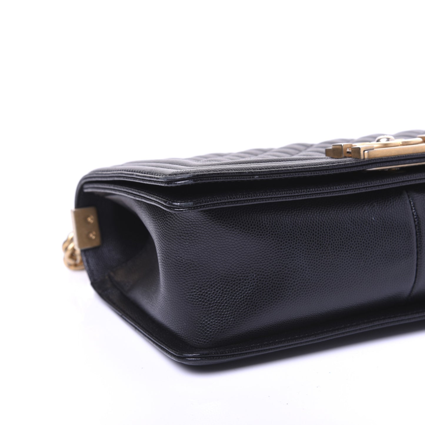 Caviar Quilted Medium Boy Flap Black