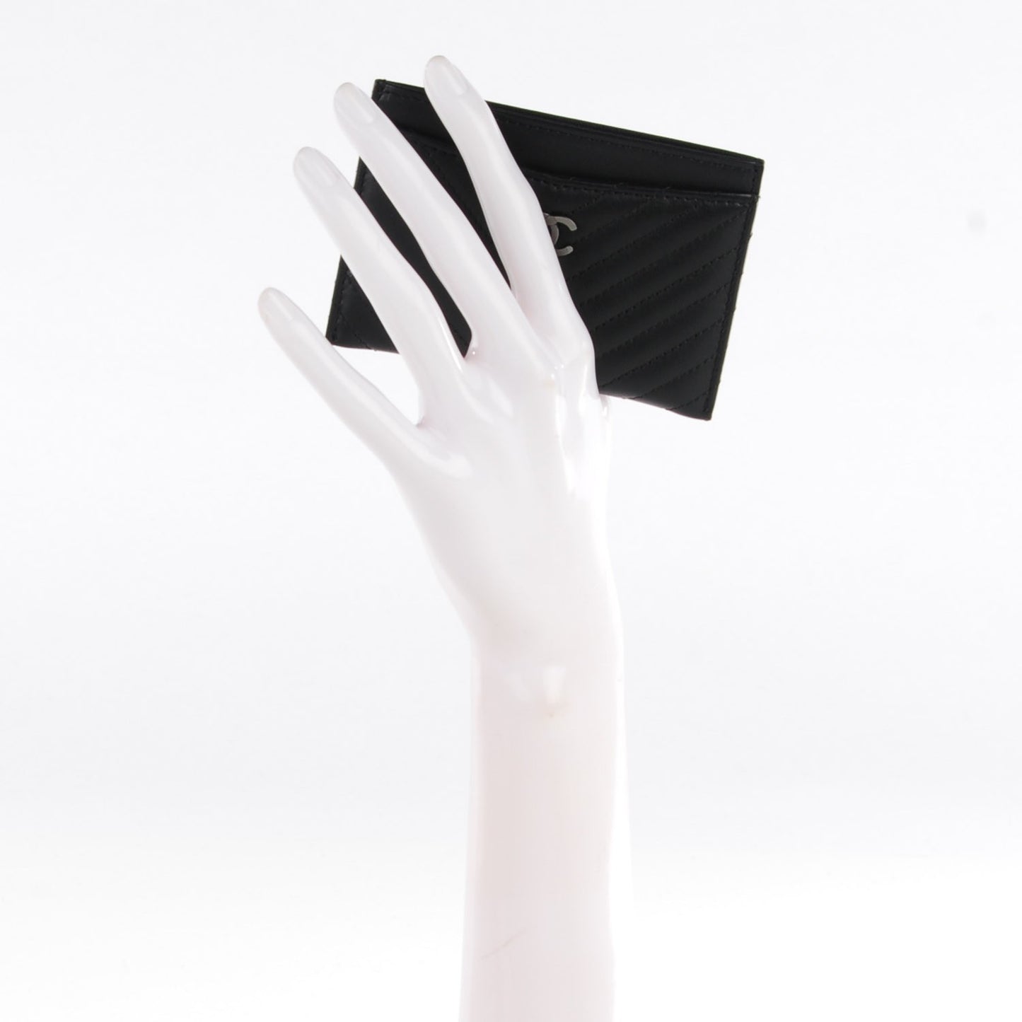 Lambskin Chevron Card Holder Black