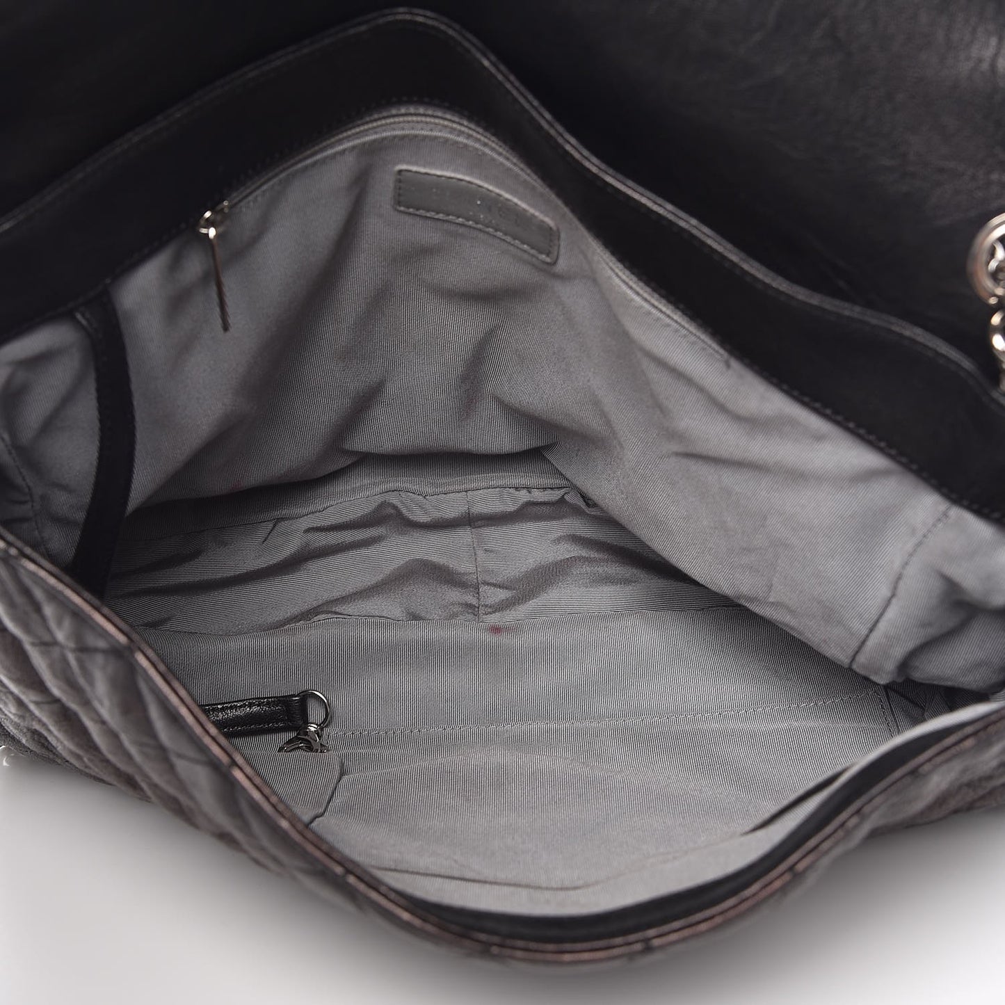 Washed Lambskin Quilted Maxi Chain Around Flap Black