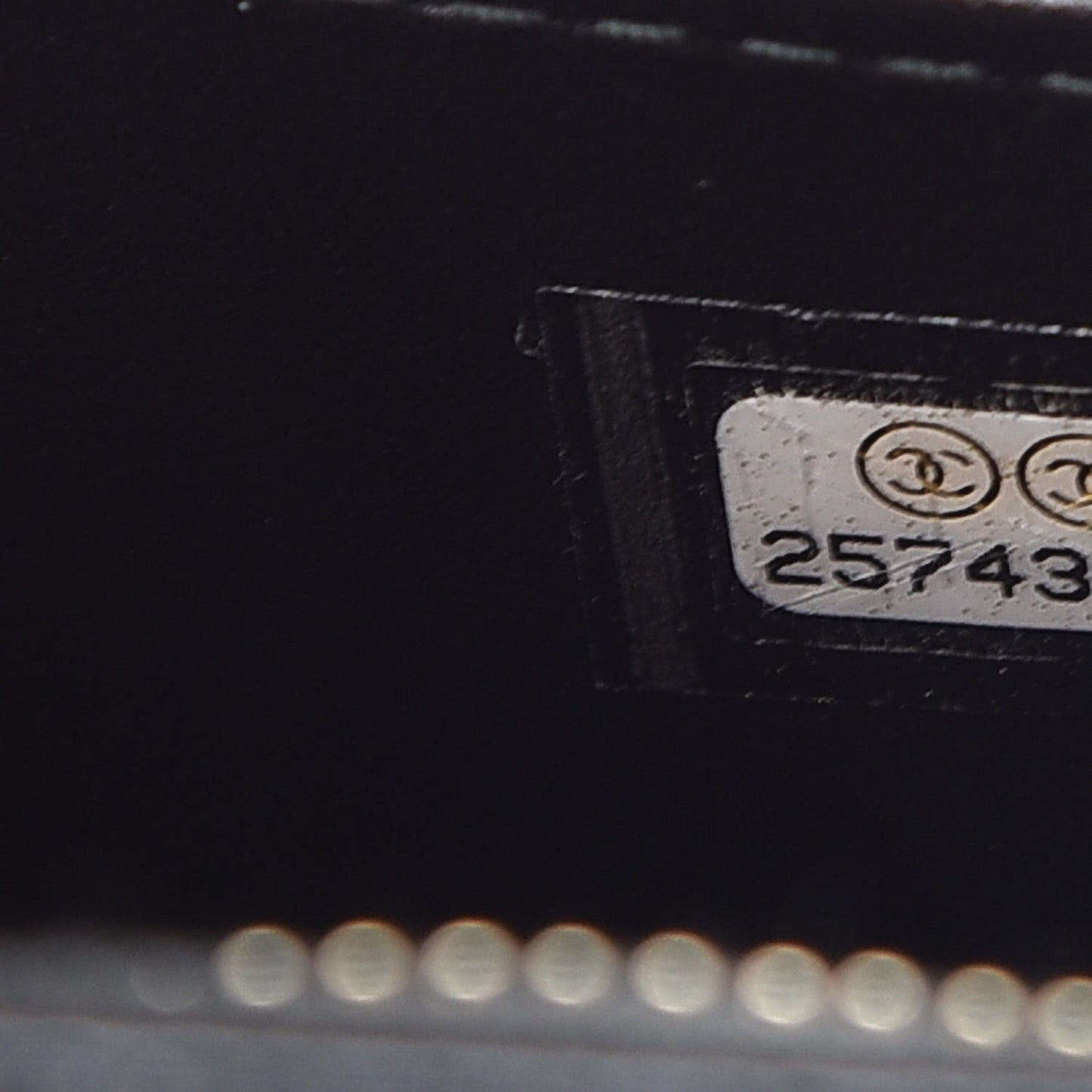 Caviar Quilted CC Filigree Vanity Clutch With Chain Black