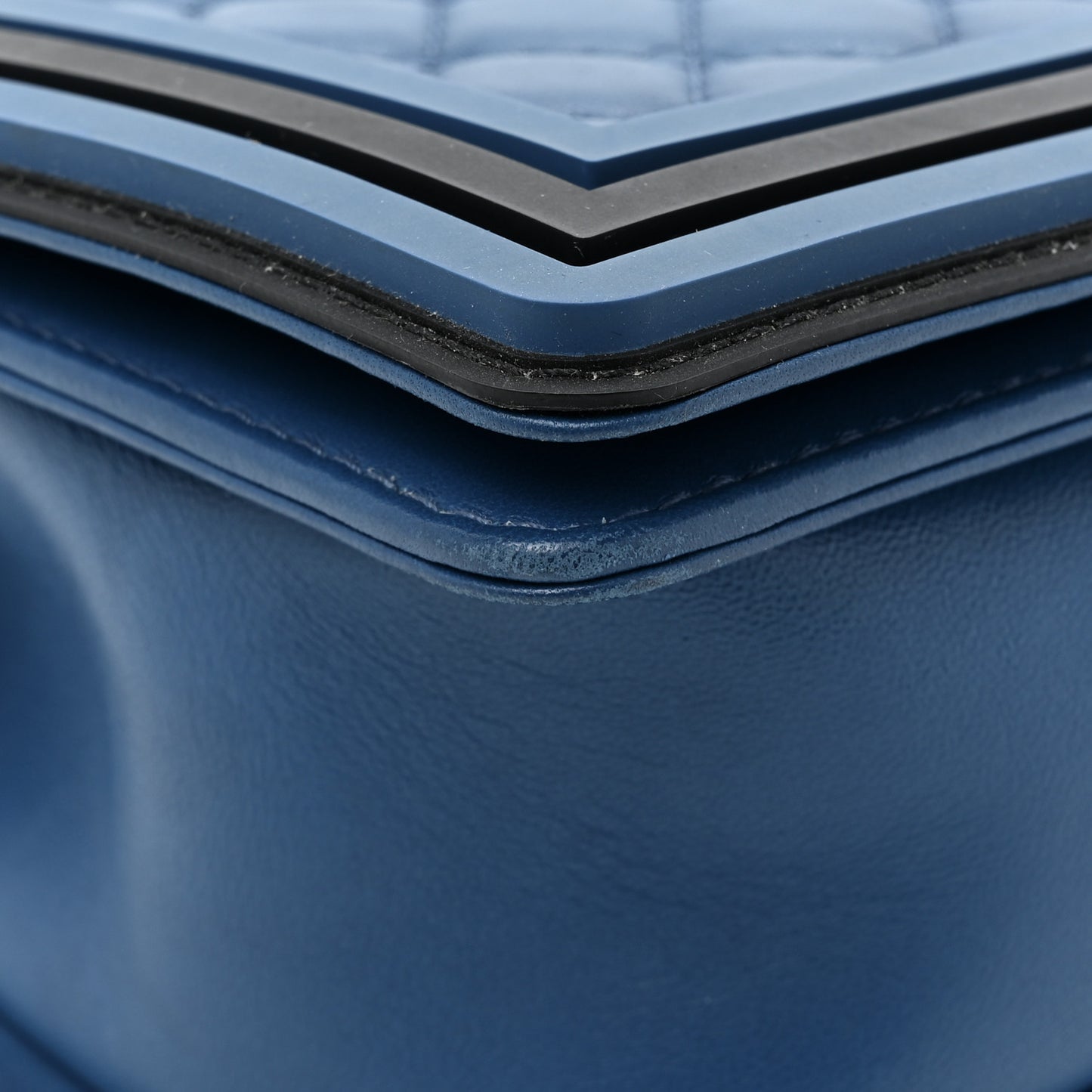 Lambskin Rubber Quilted Medium Two Tone Boy Flap Blue Black