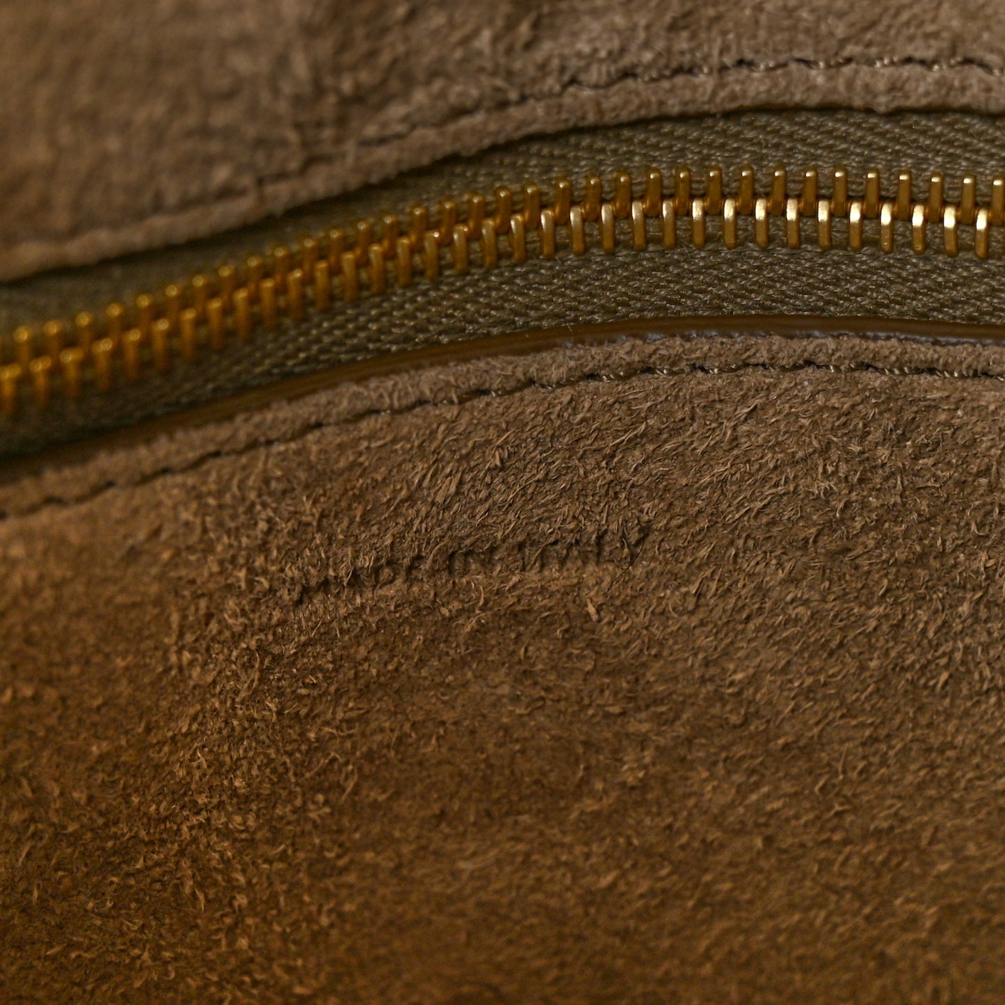 Soft Grained Calfskin Small Sangle Bucket Bag Taupe