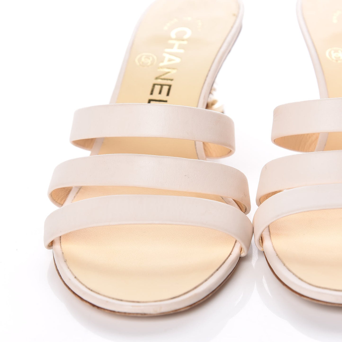 Calfskin Pearl CC Mule Sandals 36 White