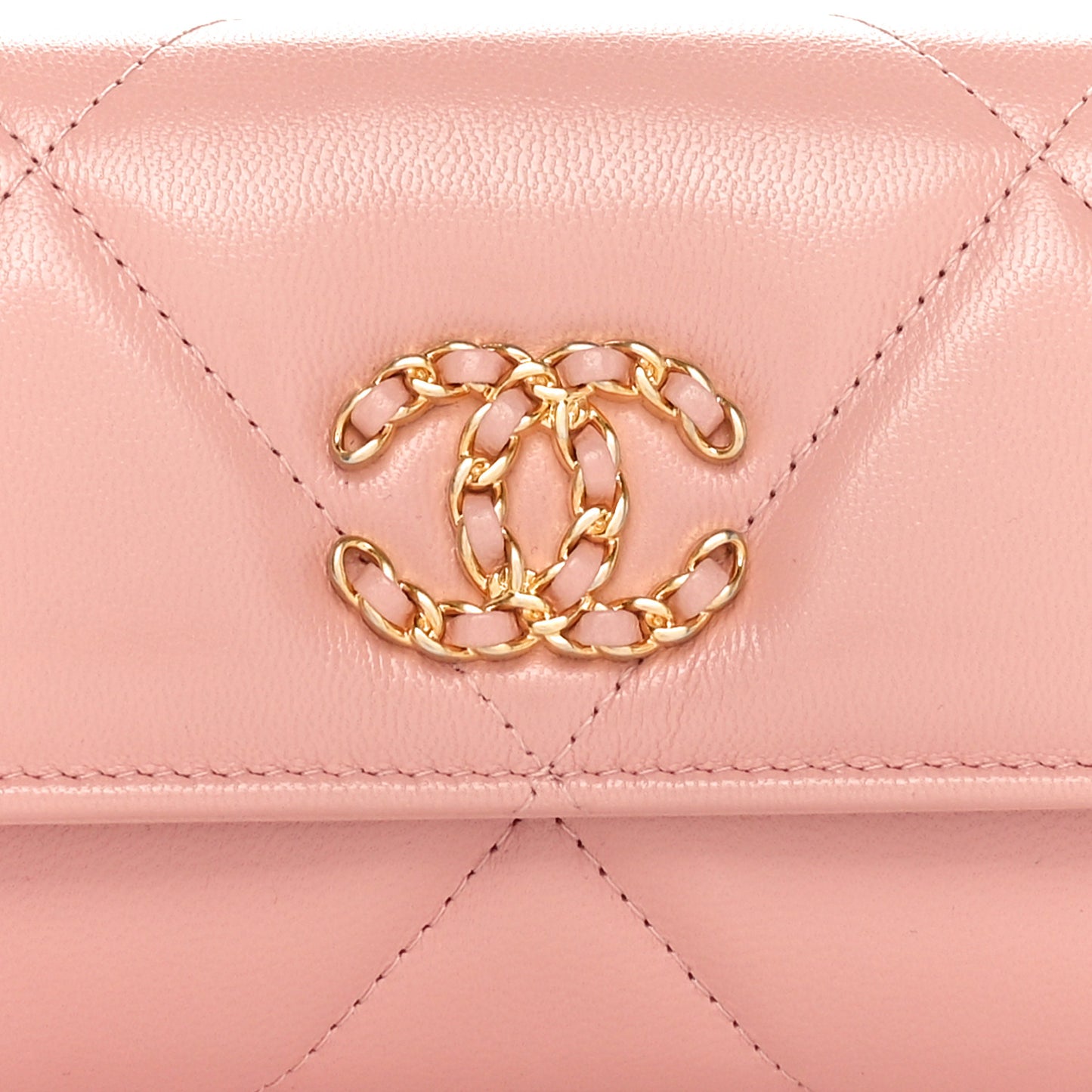 Goatskin Quilted Chanel 19 Flap Wallet Light Pink