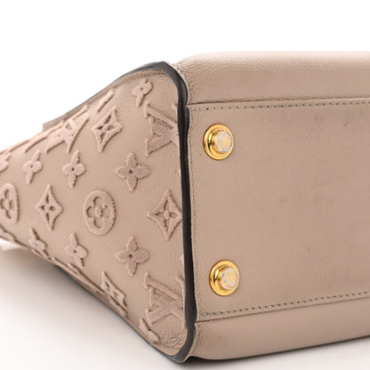 Louis Vuitton Calfskin Monogram Tufting On My Side Galet 10 of 11
