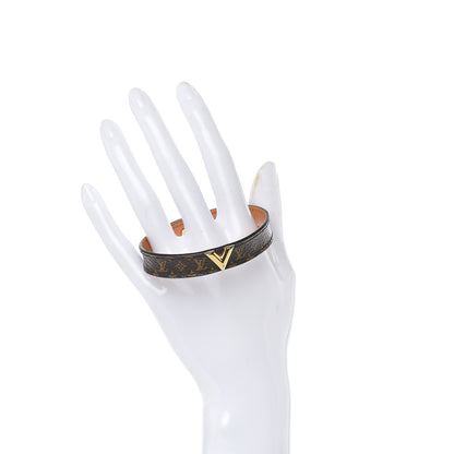 Louis Vuitton Monogram Essential V Bracelet 19 2 of 7