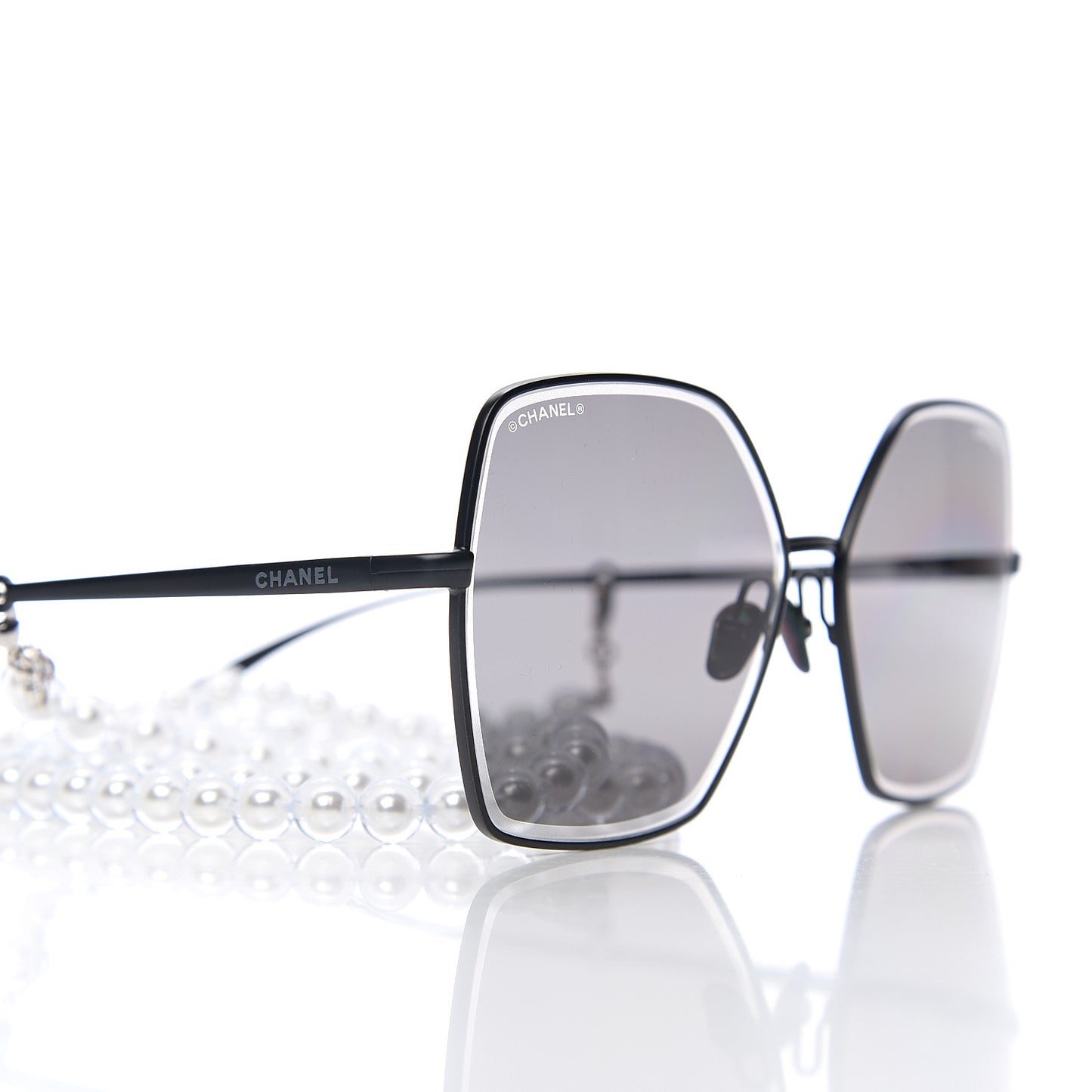 Butterfly Removable Pearl Chain Sunglasses 4262 Black
