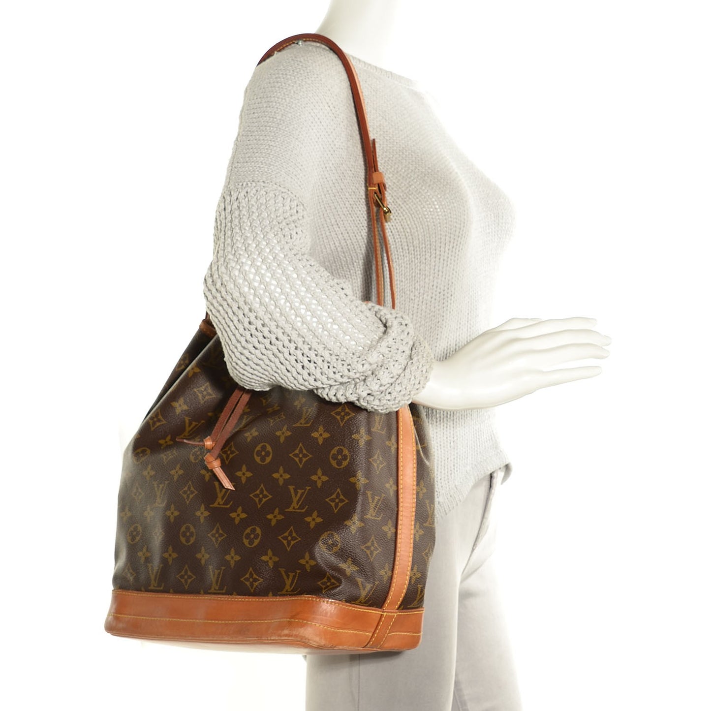 Monogram Noe