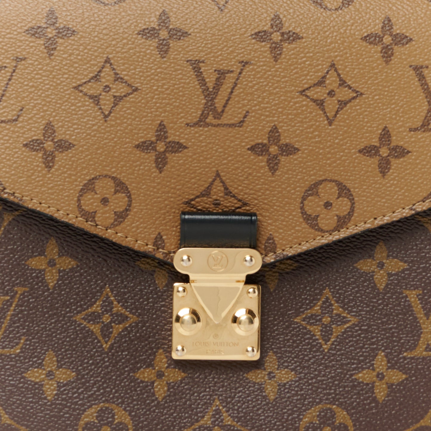 Reverse Monogram Pochette Metis