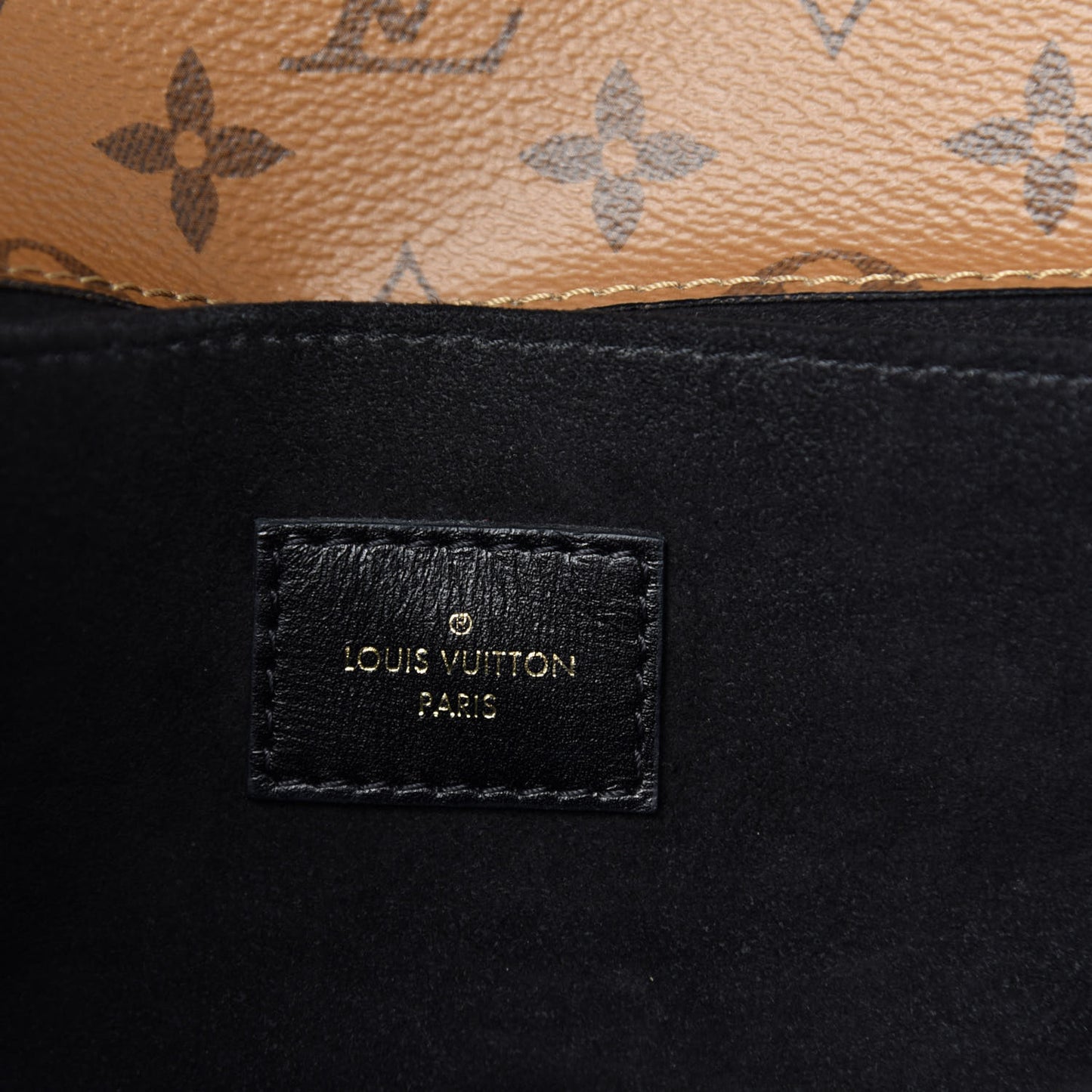 Reverse Monogram Pochette Metis