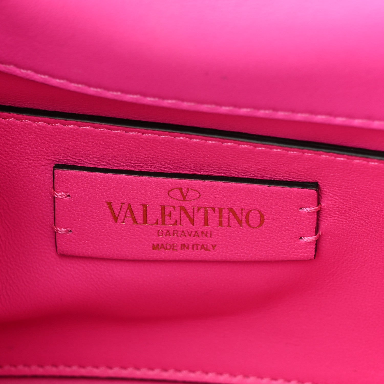 Valentino Garavani Nappa Lacquer Monochrome Small Roman Stud Shoulder Bag Pink PP 6 of 9