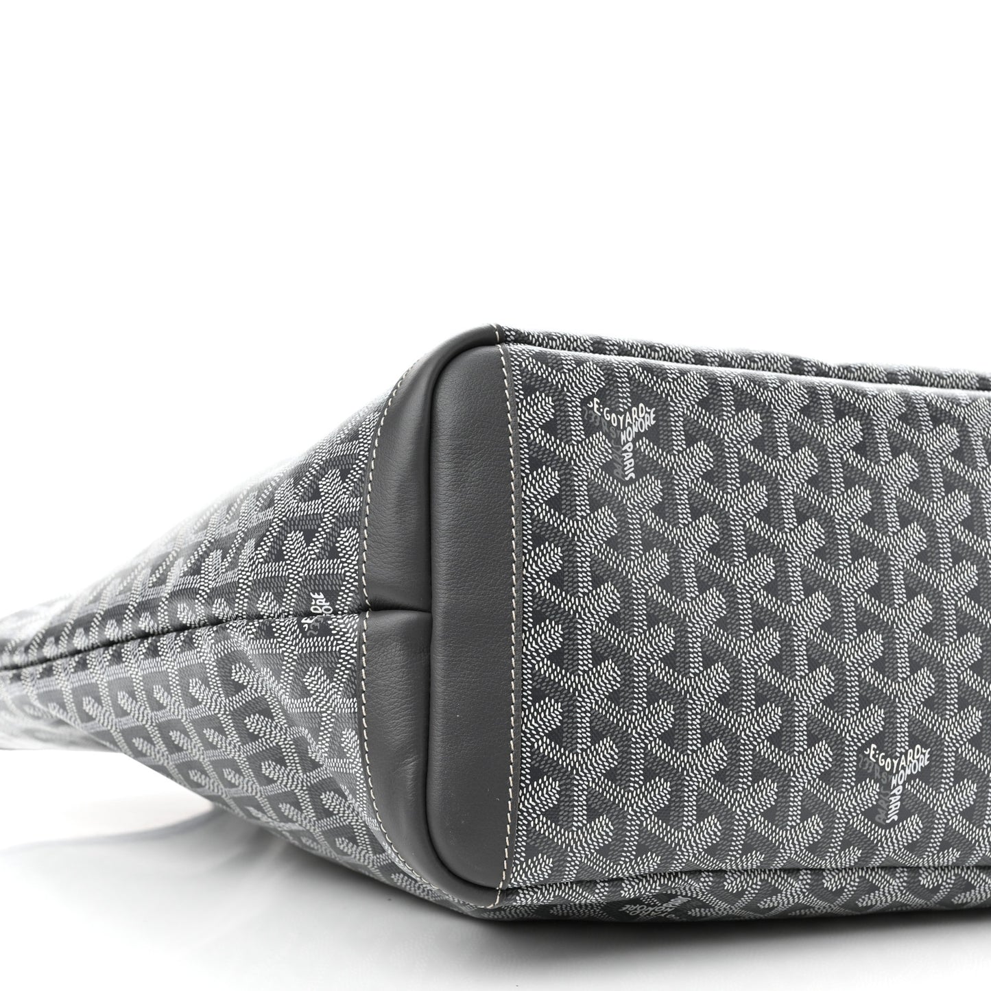 Goyardine Artois MM Grey