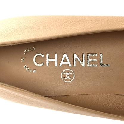 Chanel Lambskin Grosgrain Cap Toe CC Pumps 39 Beige Black 8 of 8