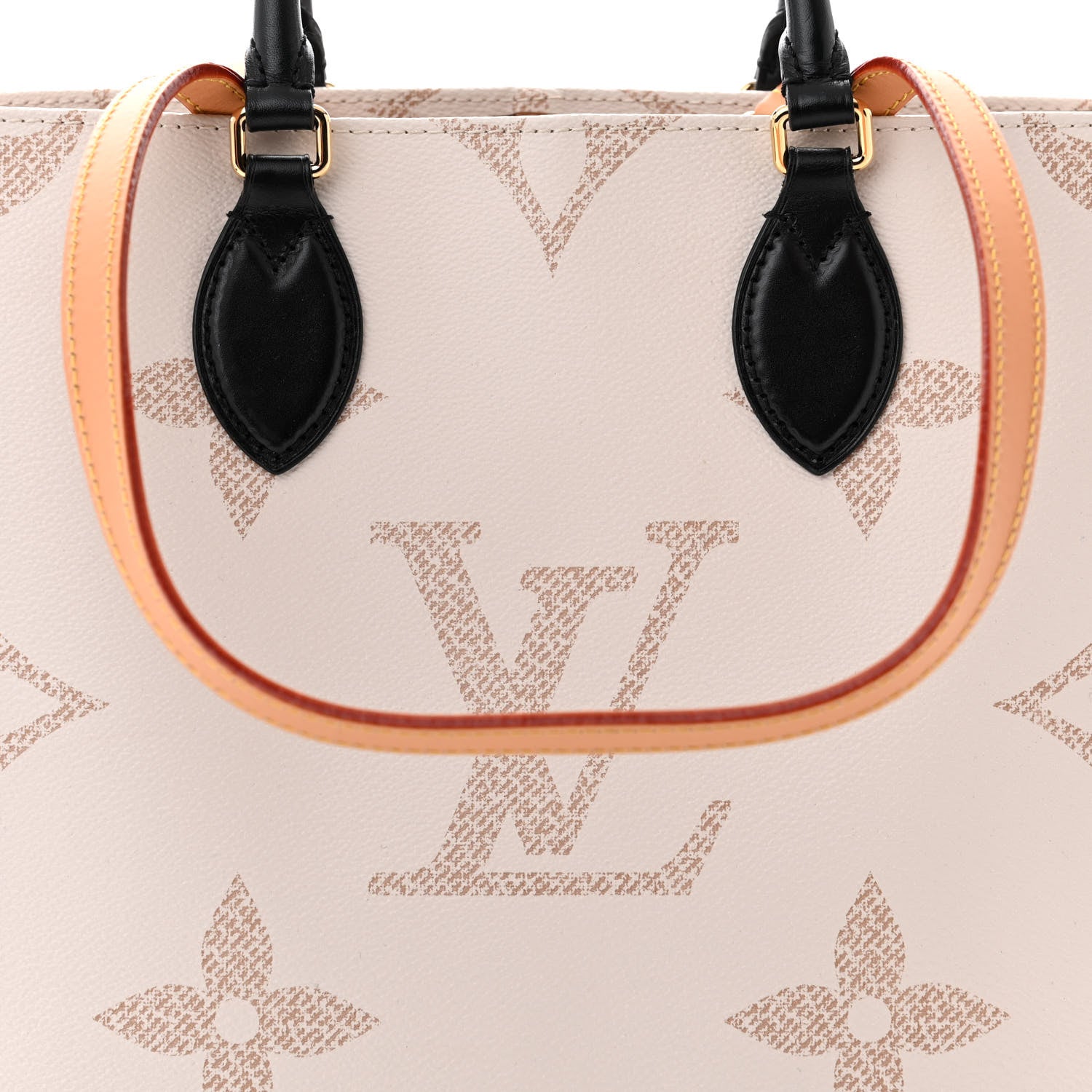 Louis Vuitton Monogram Dune Giant Onthego MM 7 of 9