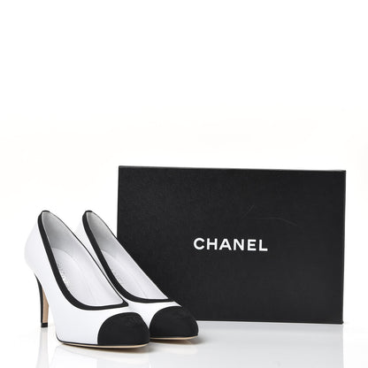 Chanel Lambskin Grosgrain Cap Toe CC Pumps 37 White Black 10 of 10