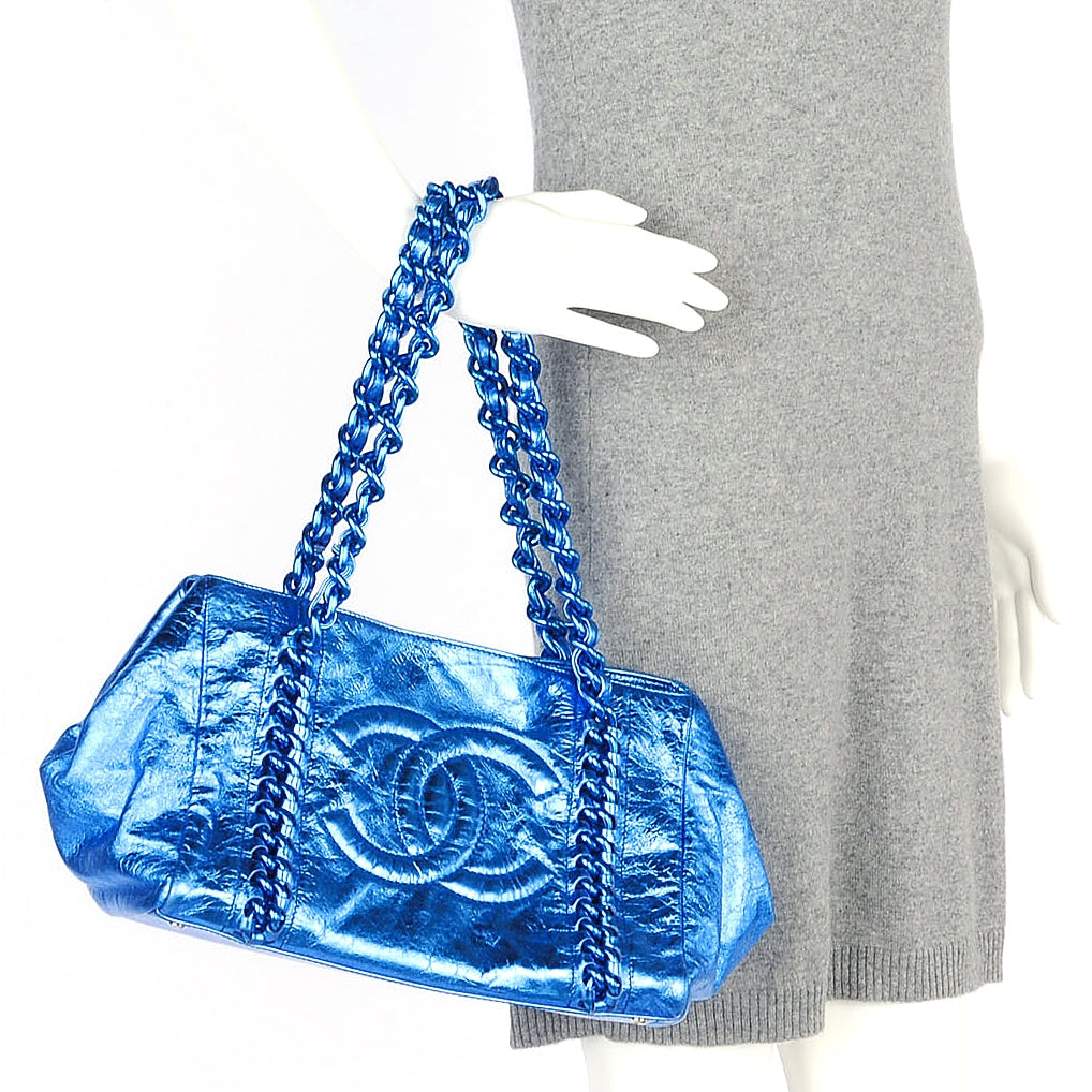 Chanel Leather Modern Chain Tote Metallic Blue 2 of 7