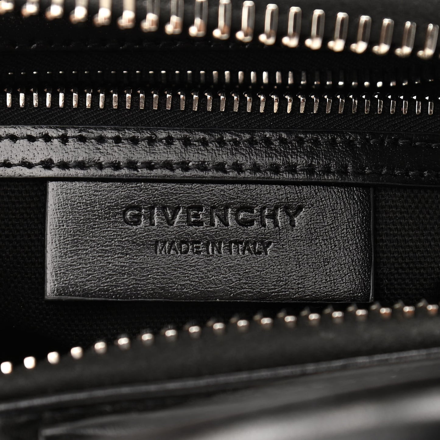 Shiny Lord Calfskin Mini Antigona Black