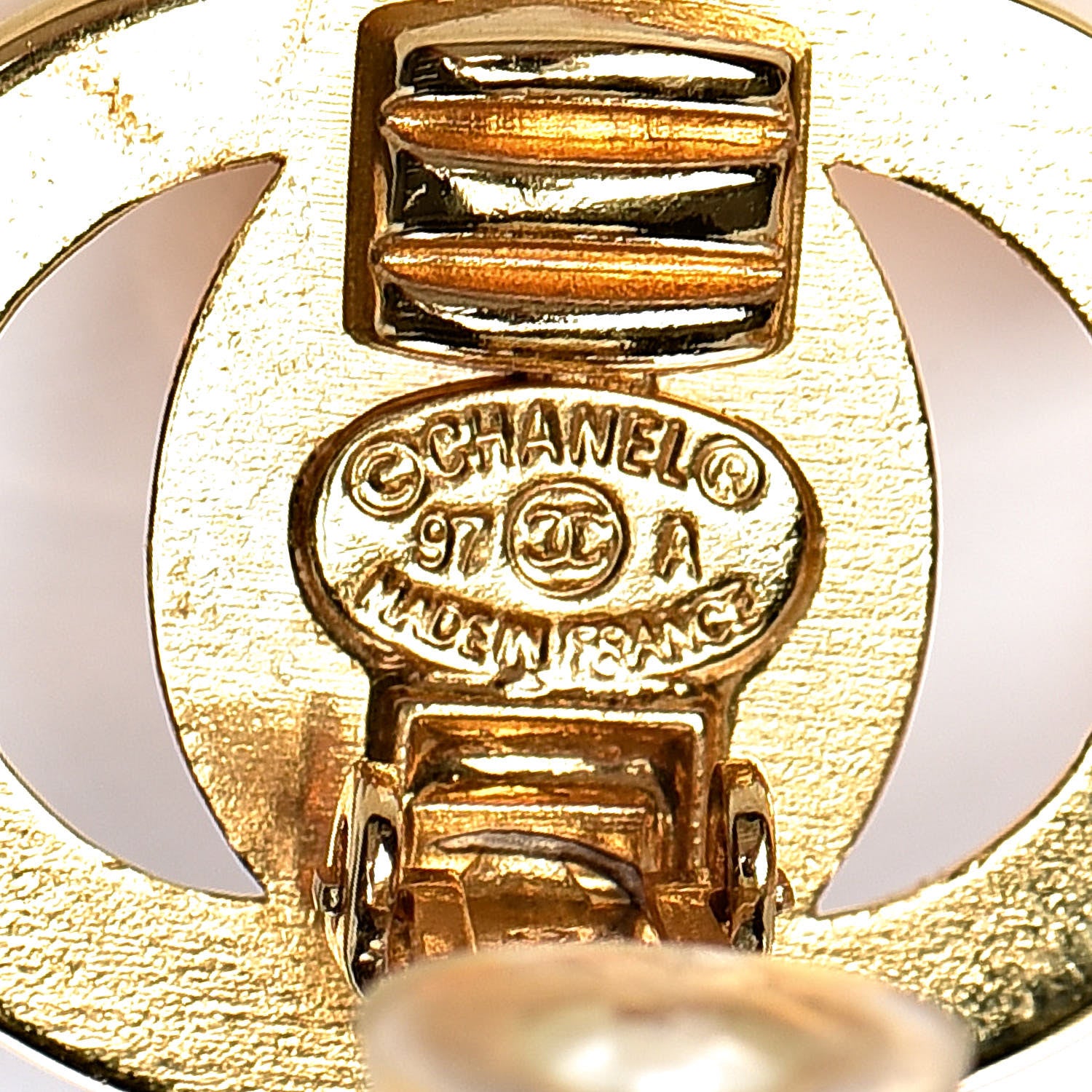 Chanel Metal CC Turnlock Clip On Earrings Gold 4 of 4