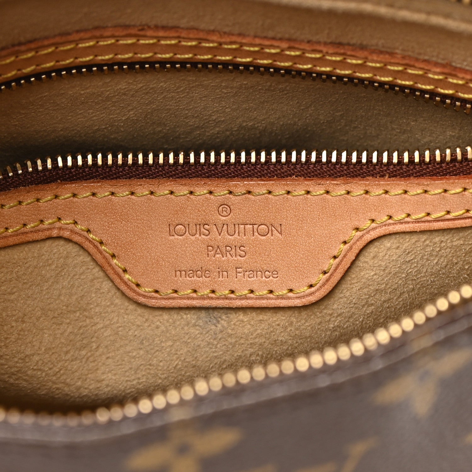 Louis Vuitton Monogram Looping MM 6 of 17