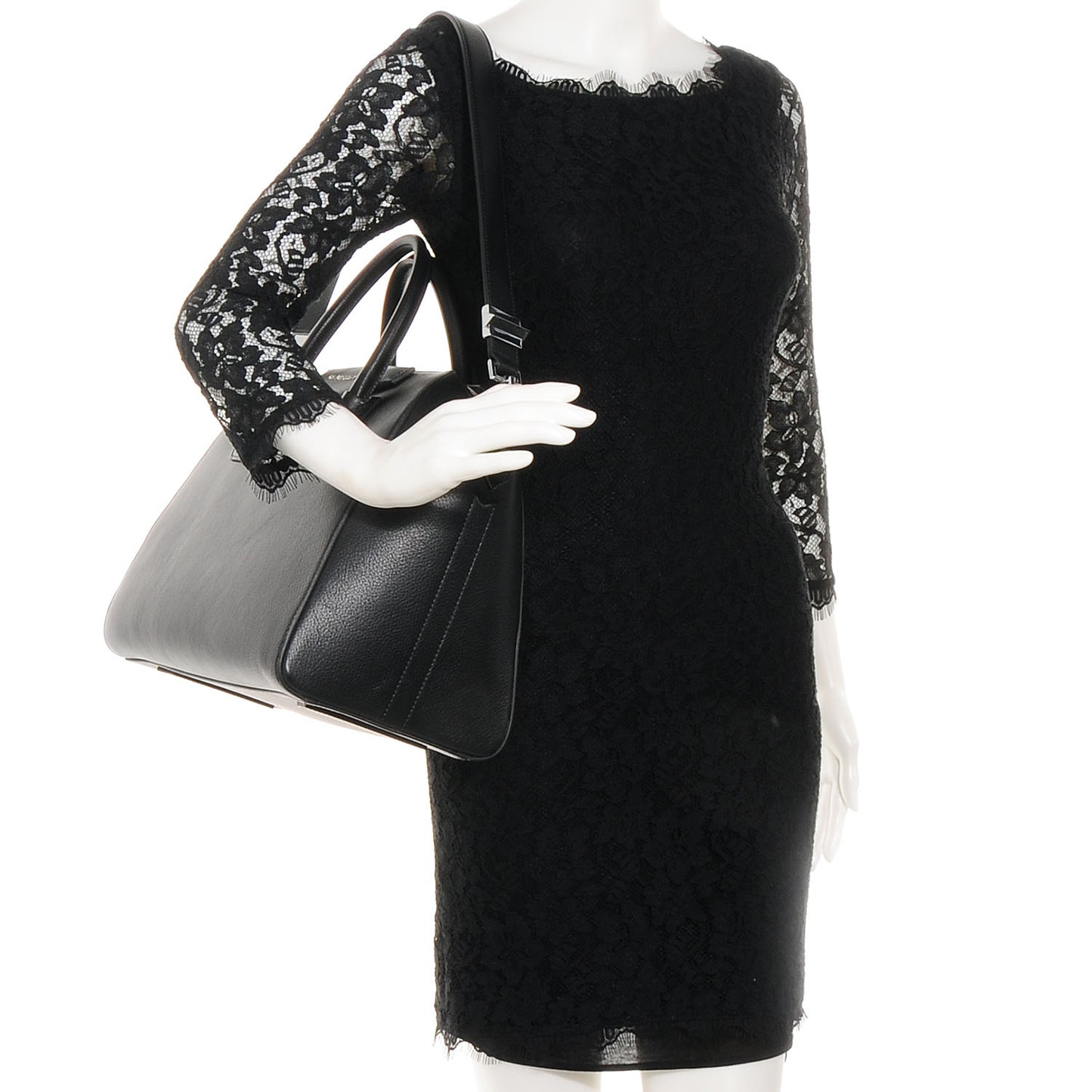 Sugar Goatskin Medium Antigona Black