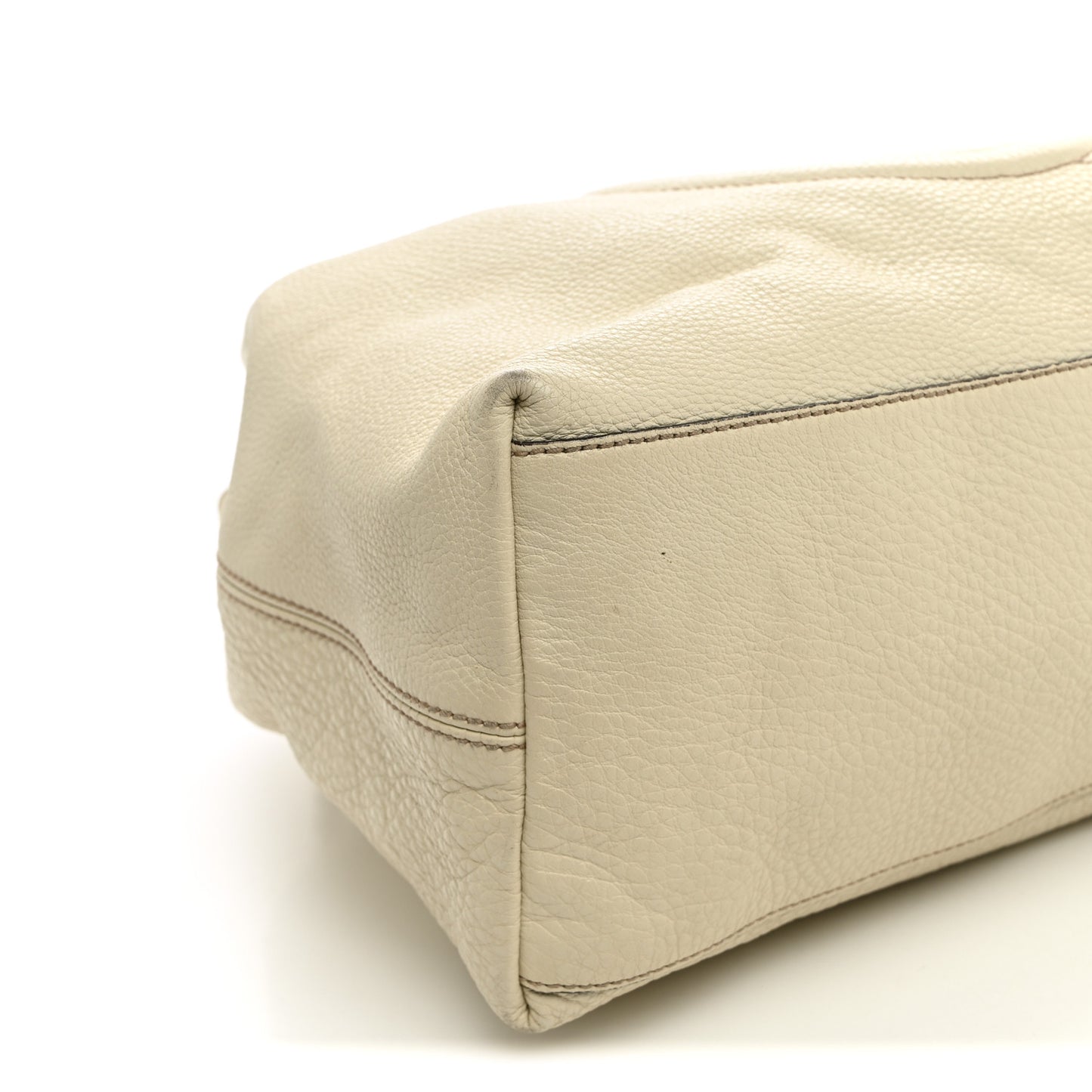 Pebbled Calfskin Medium Soho Chain Shoulder Bag Off White