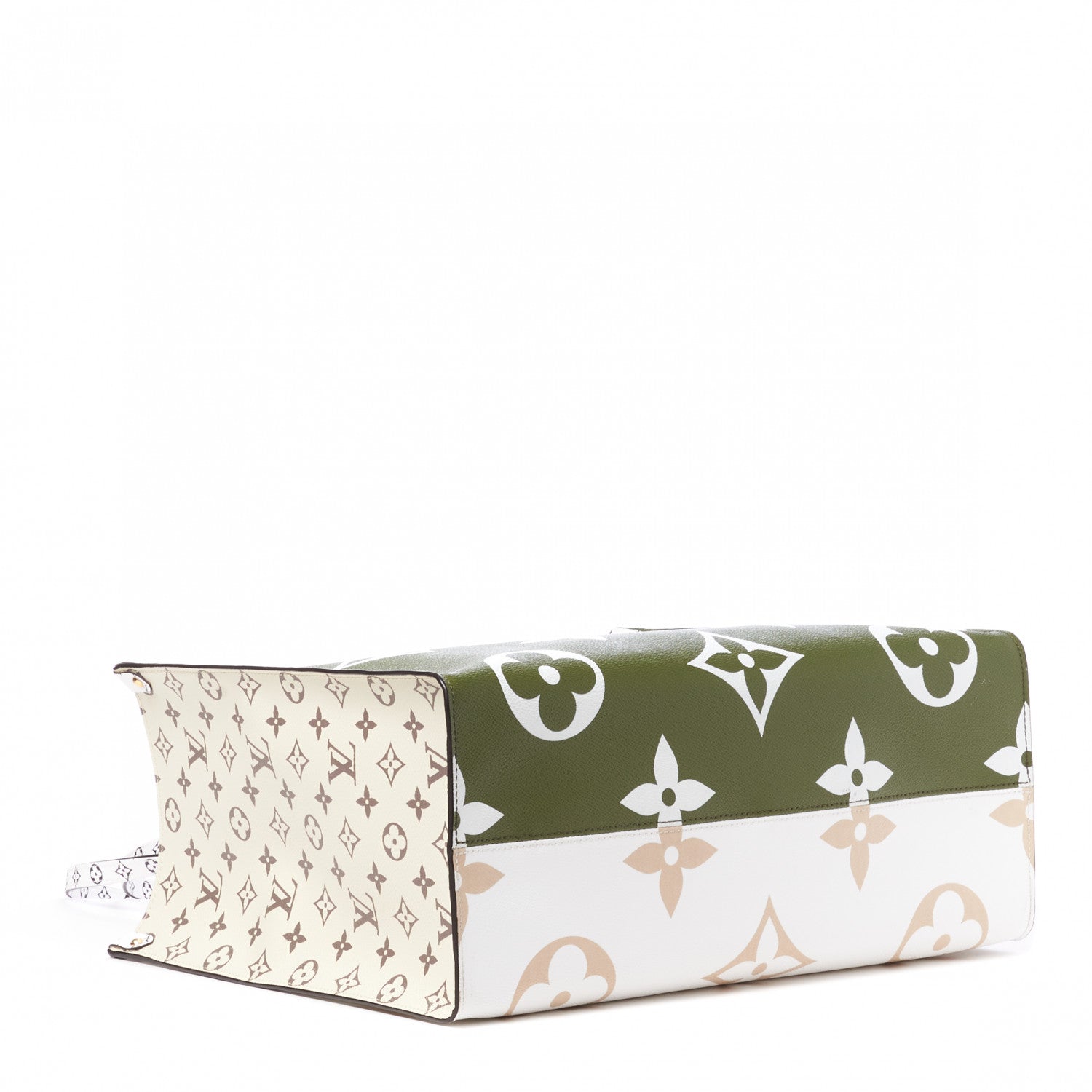 Louis Vuitton Monogram Giant Onthego GM Kaki Beige 3 of 7