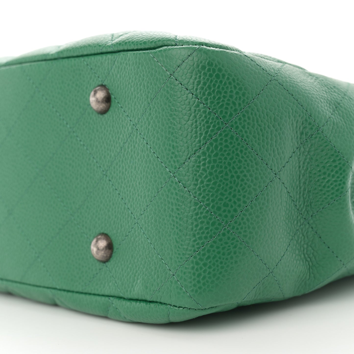 Caviar Quilted Large Classic Shopping Tote Green