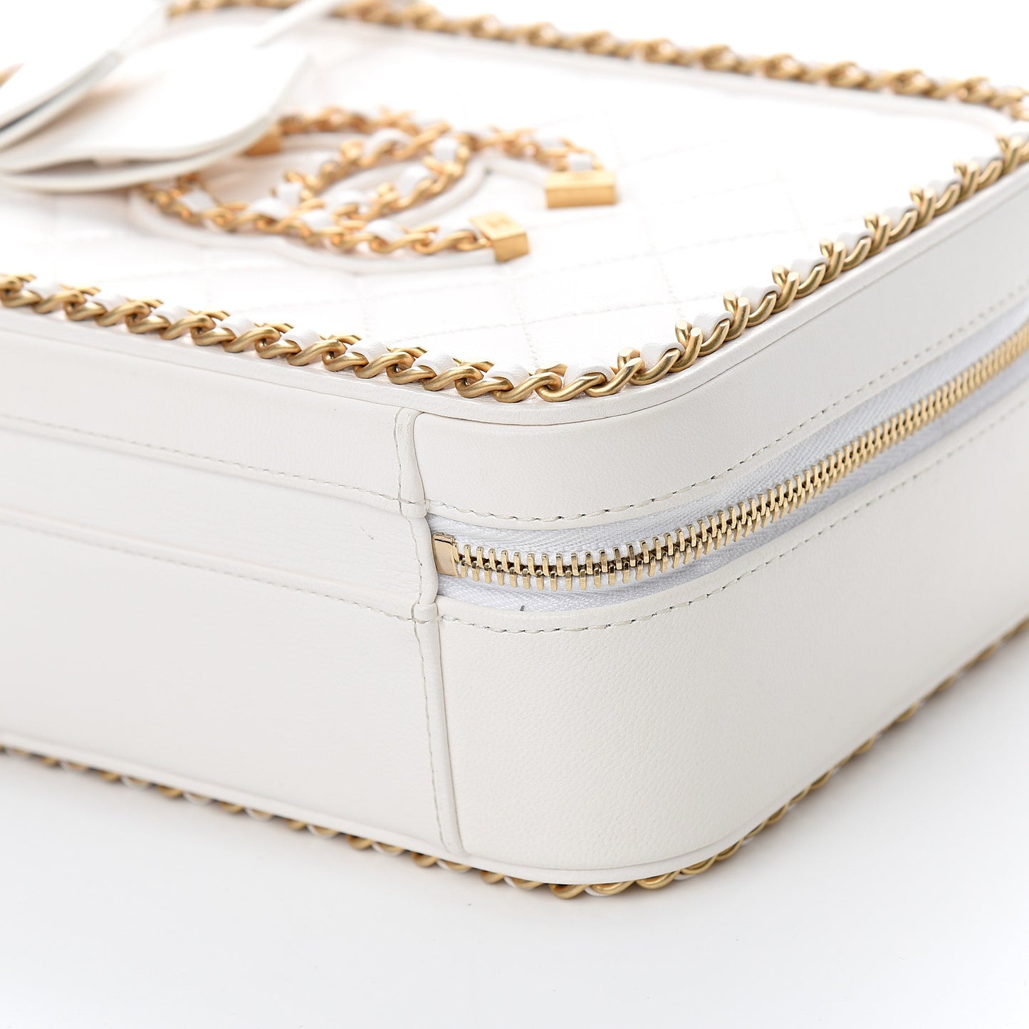 Goatskin Quilted Medium CC Filigree Vanity Case White