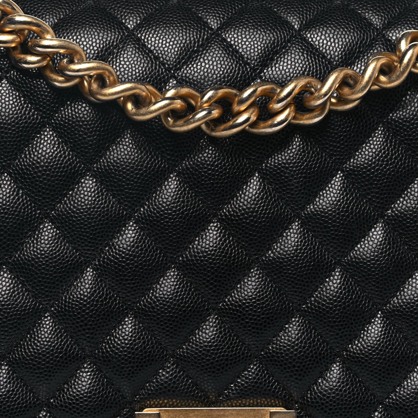 Caviar Quilted New Medium Boy Flap Black