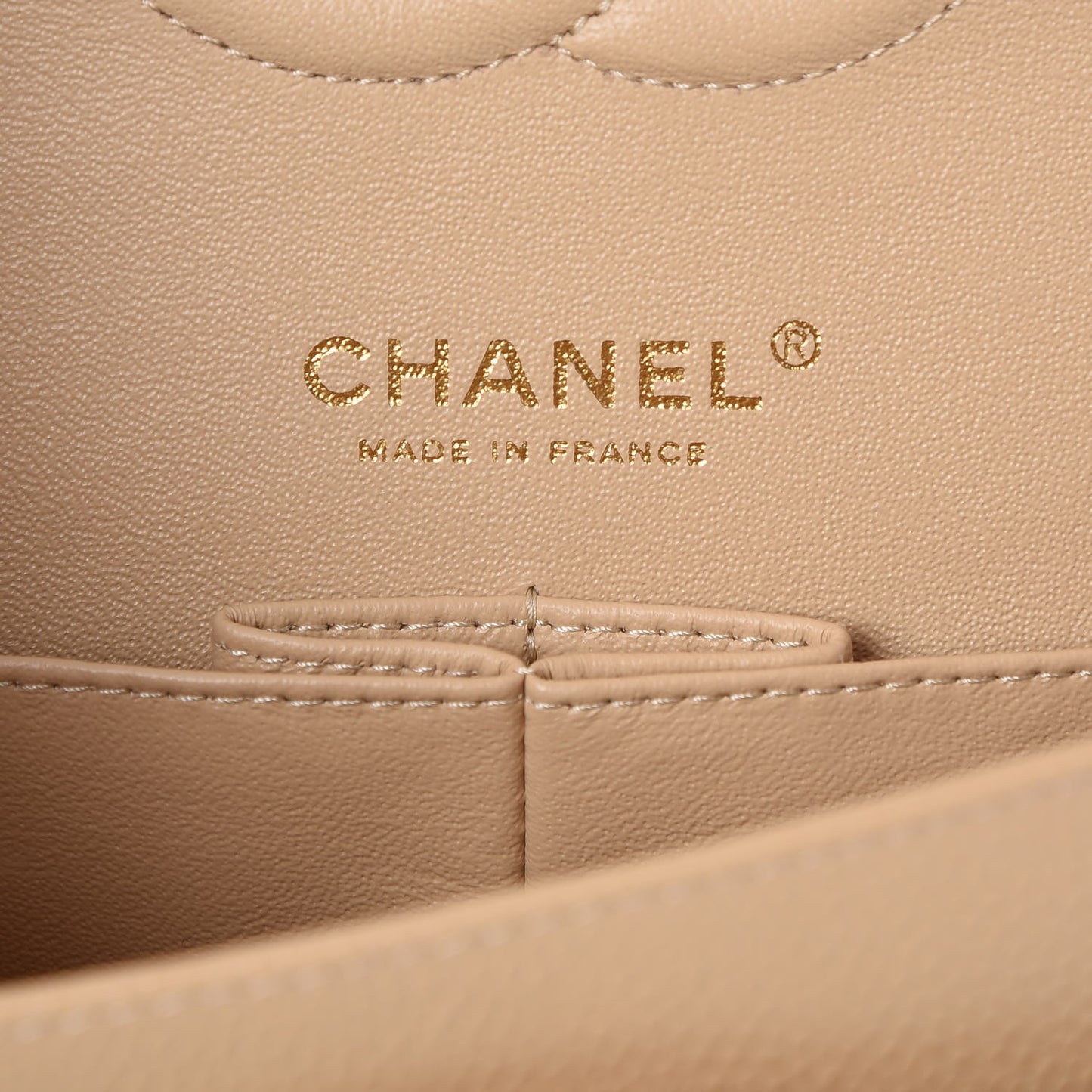 Caviar Quilted Medium Double Flap Beige Clair