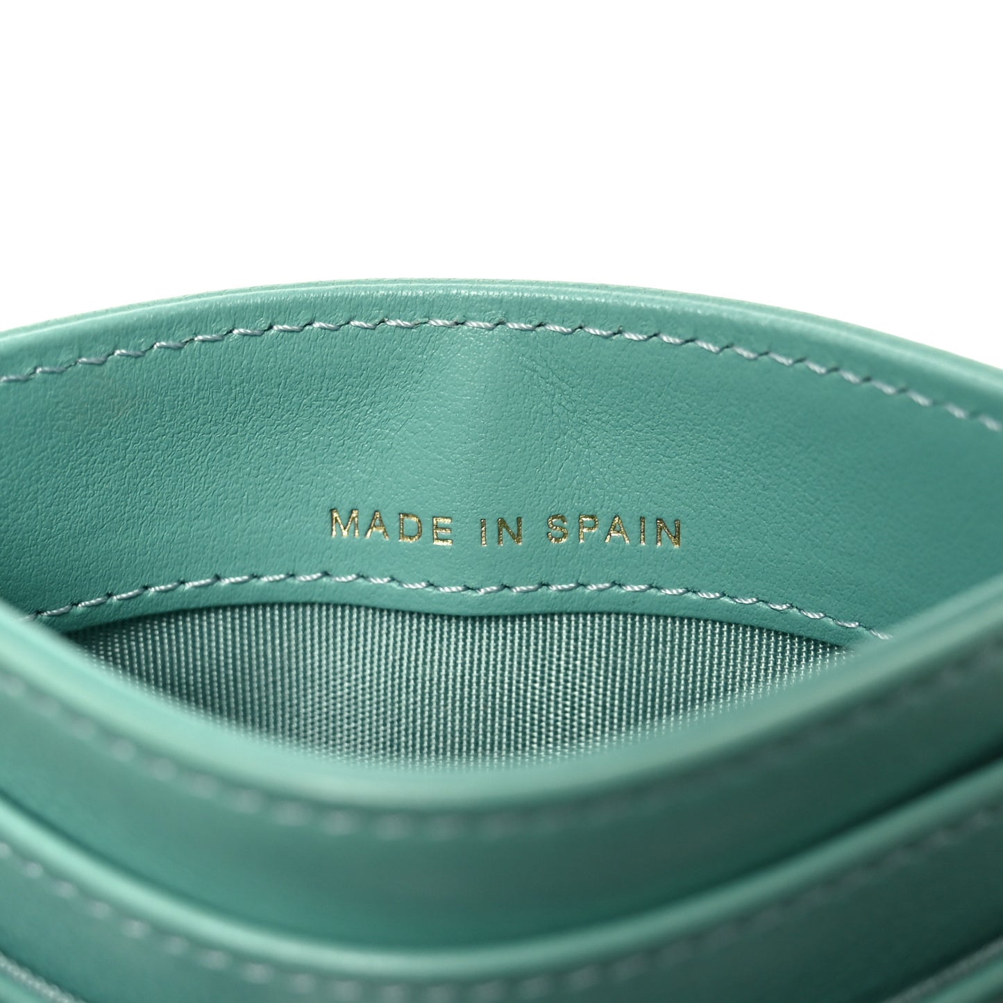 Lambskin Quilted Chanel 19 Card Holder Green