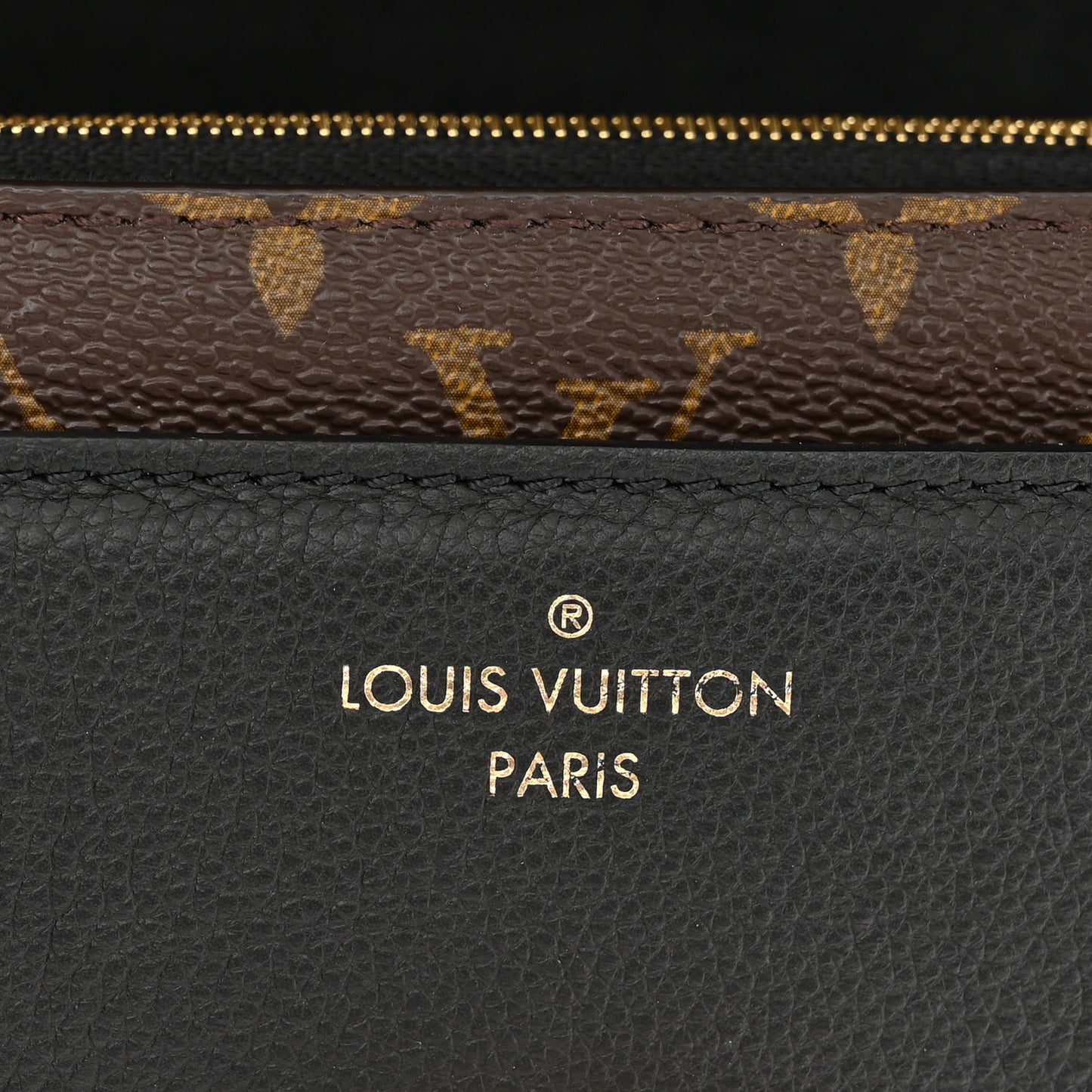 Monogram Victoire Black